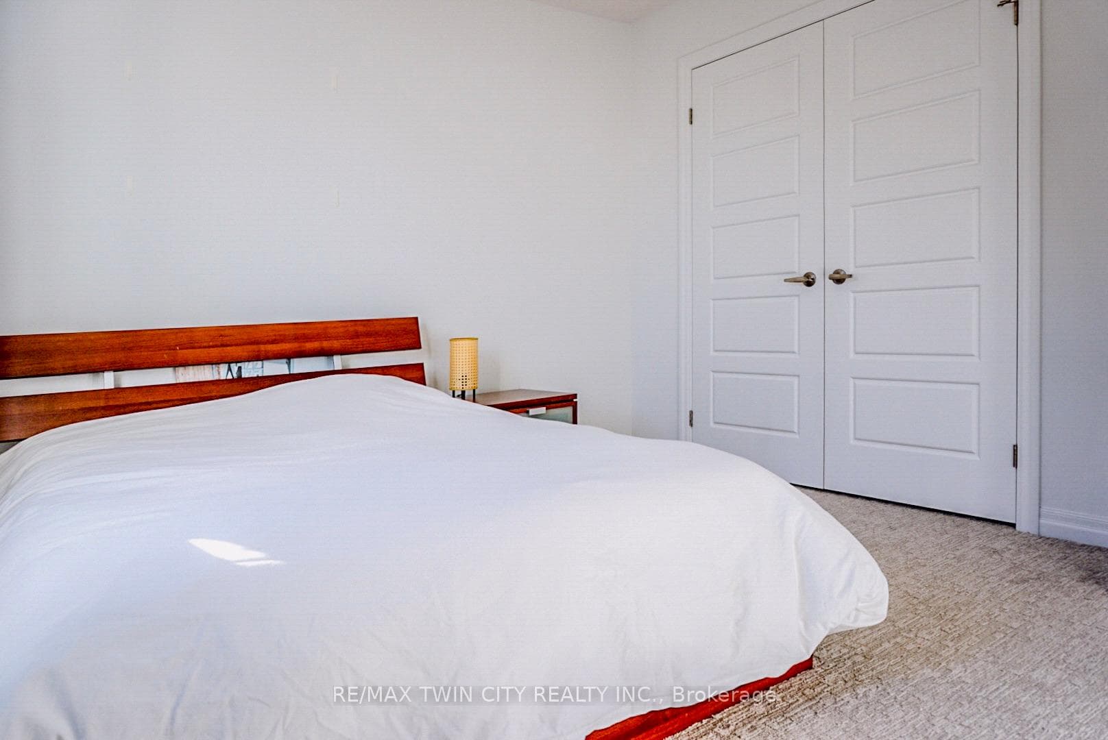 33 Oldham Avenue photo 21