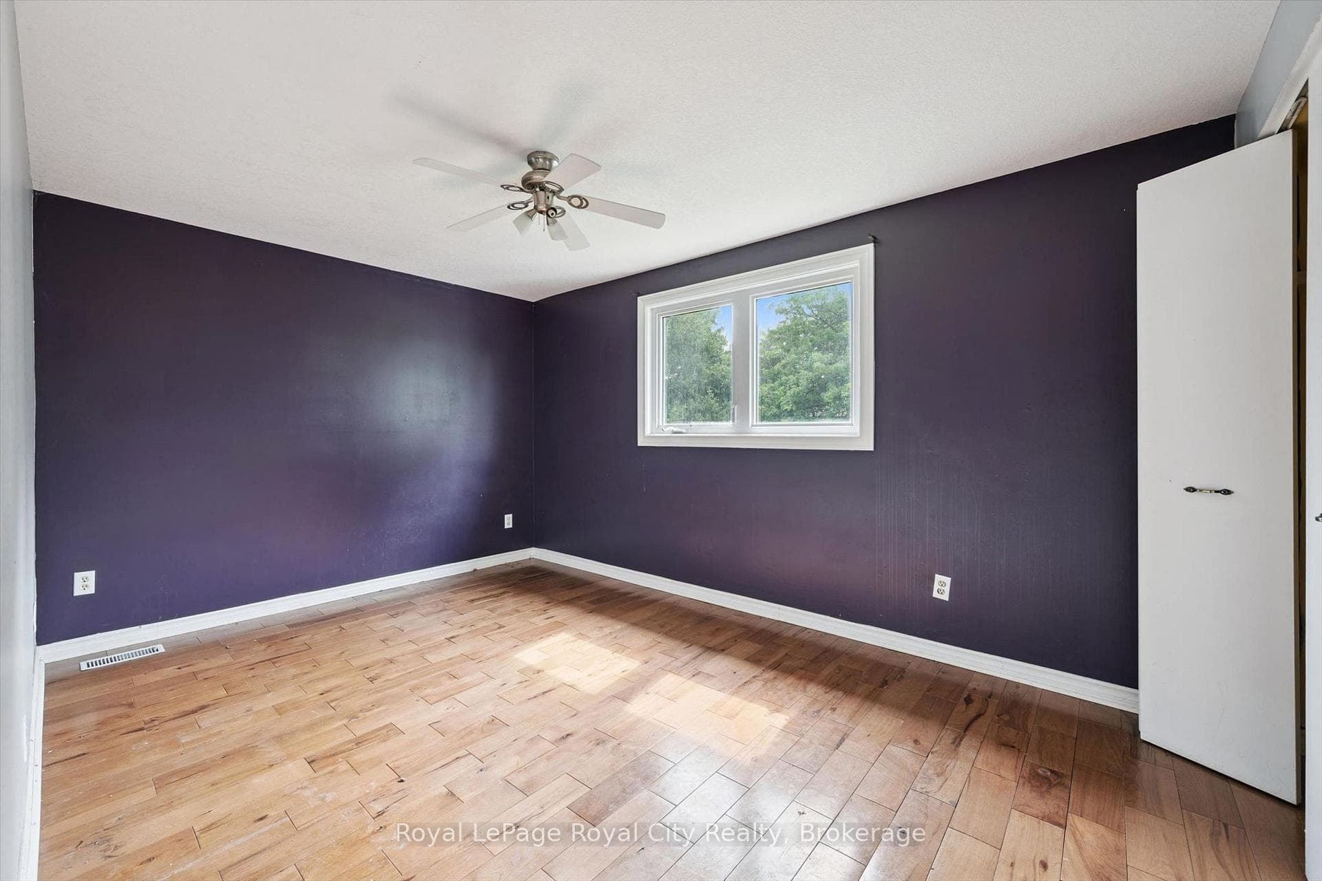 628 Willow Road photo 20