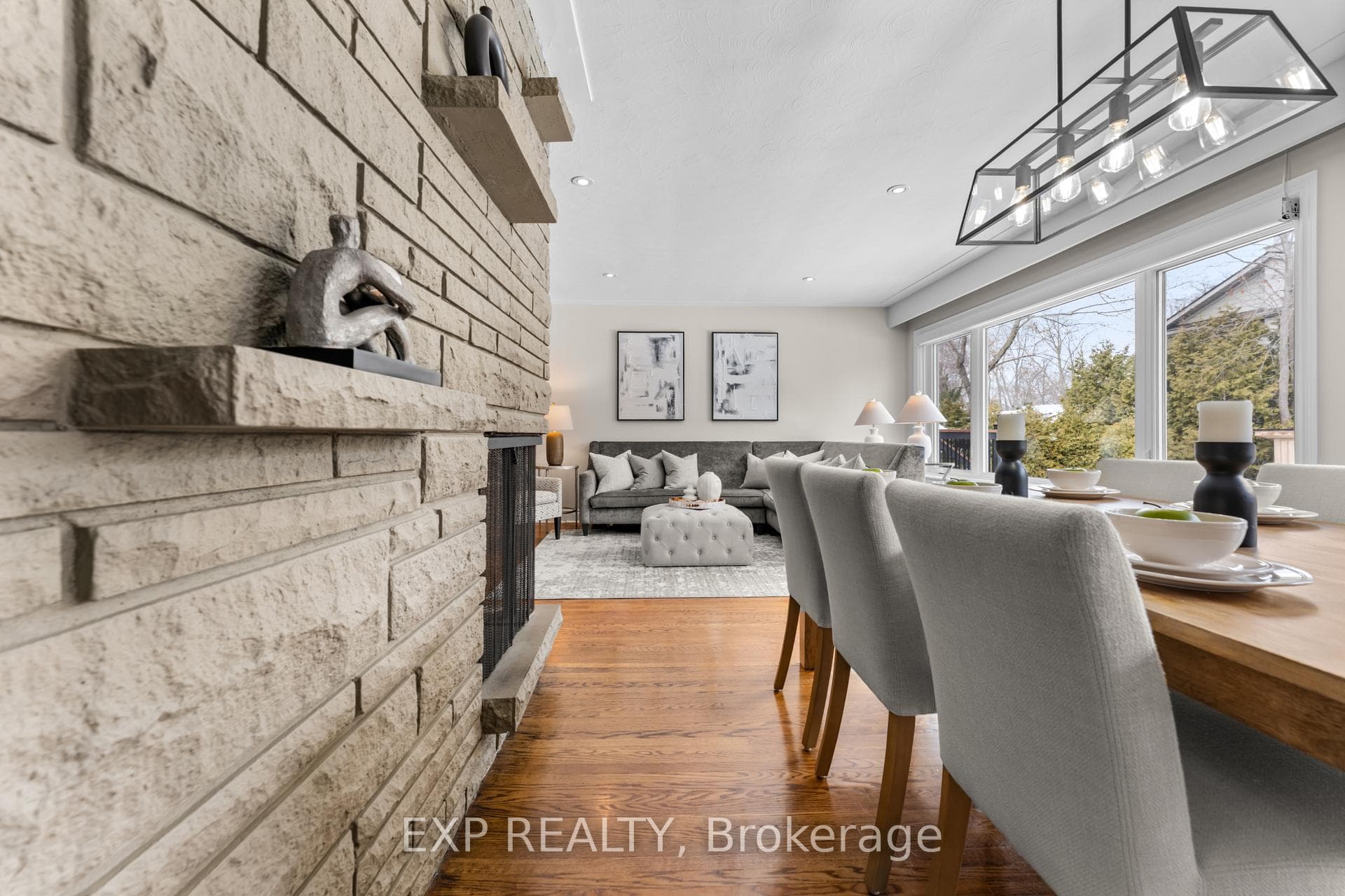 753 Kingsway Drive photo 11