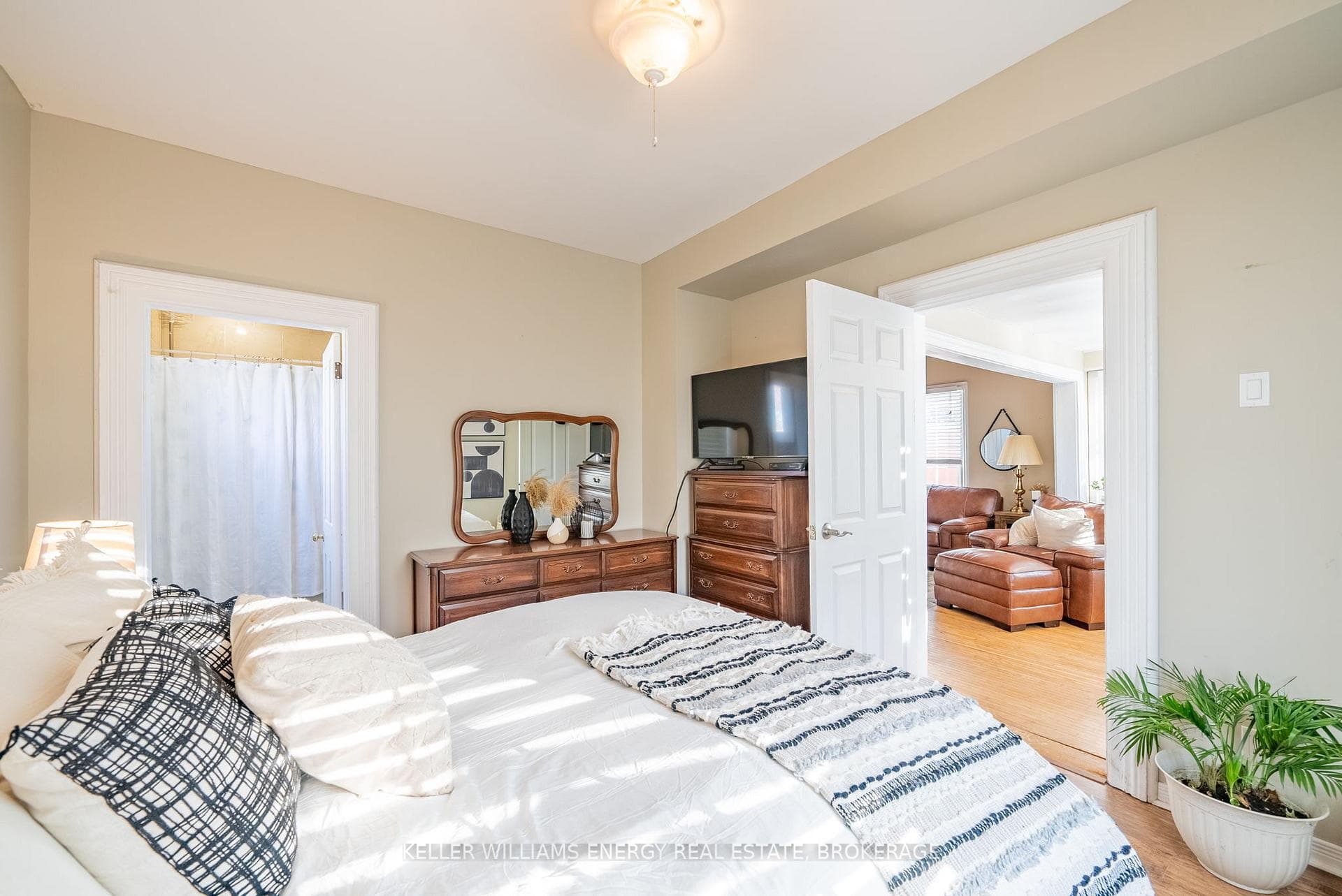 3451 Church Street photo 17