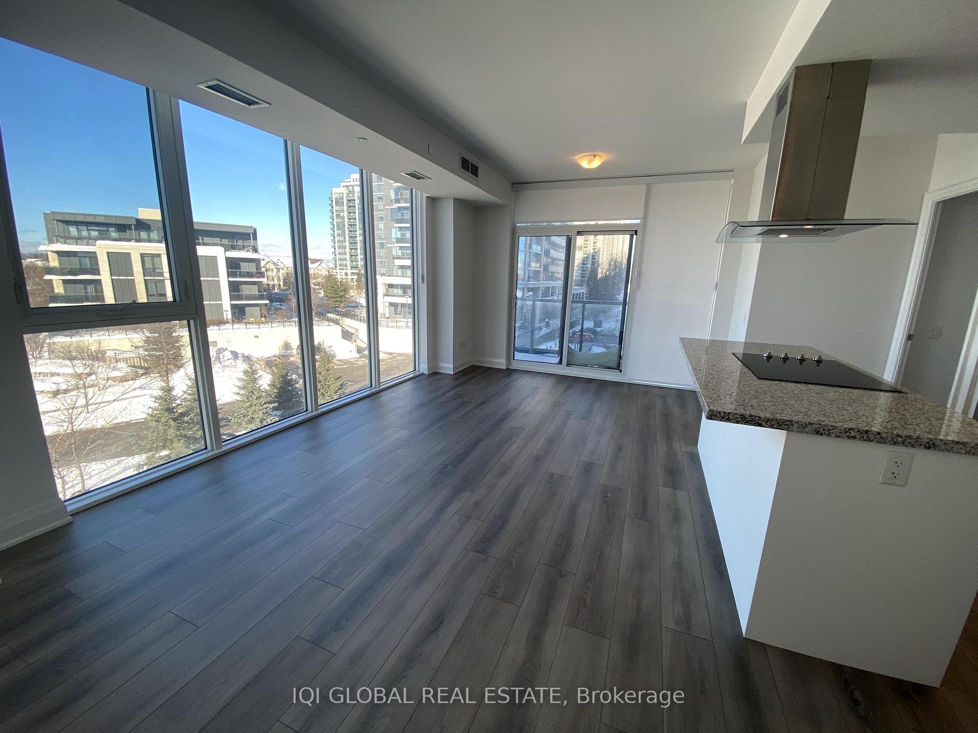 10 Gatineau Drive Unit 313W photo 10