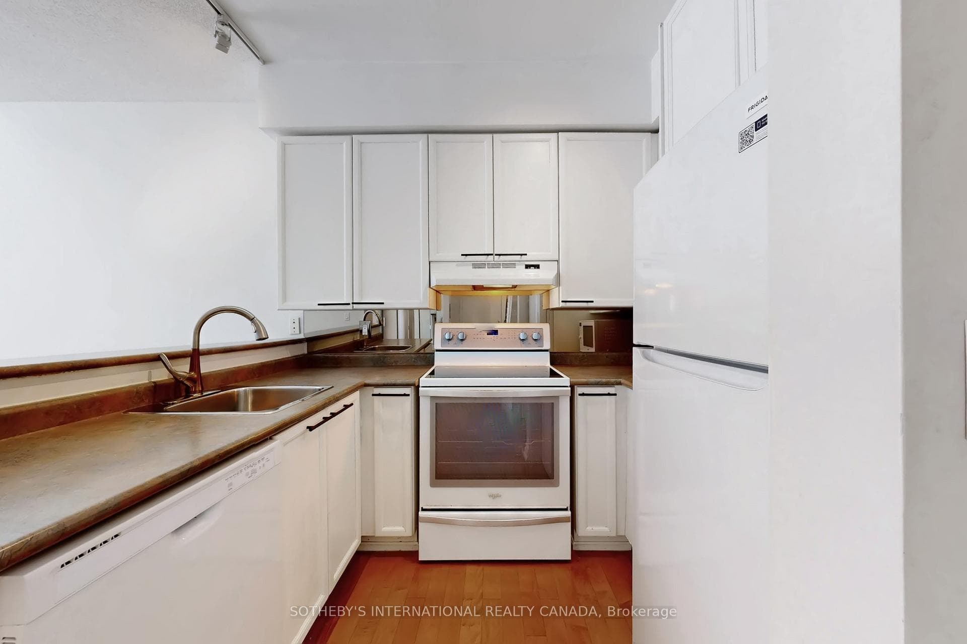 109 Front Street Unit 121 photo 16