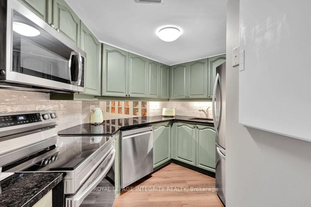 3105 Carling Avenue Unit 1403 photo 15