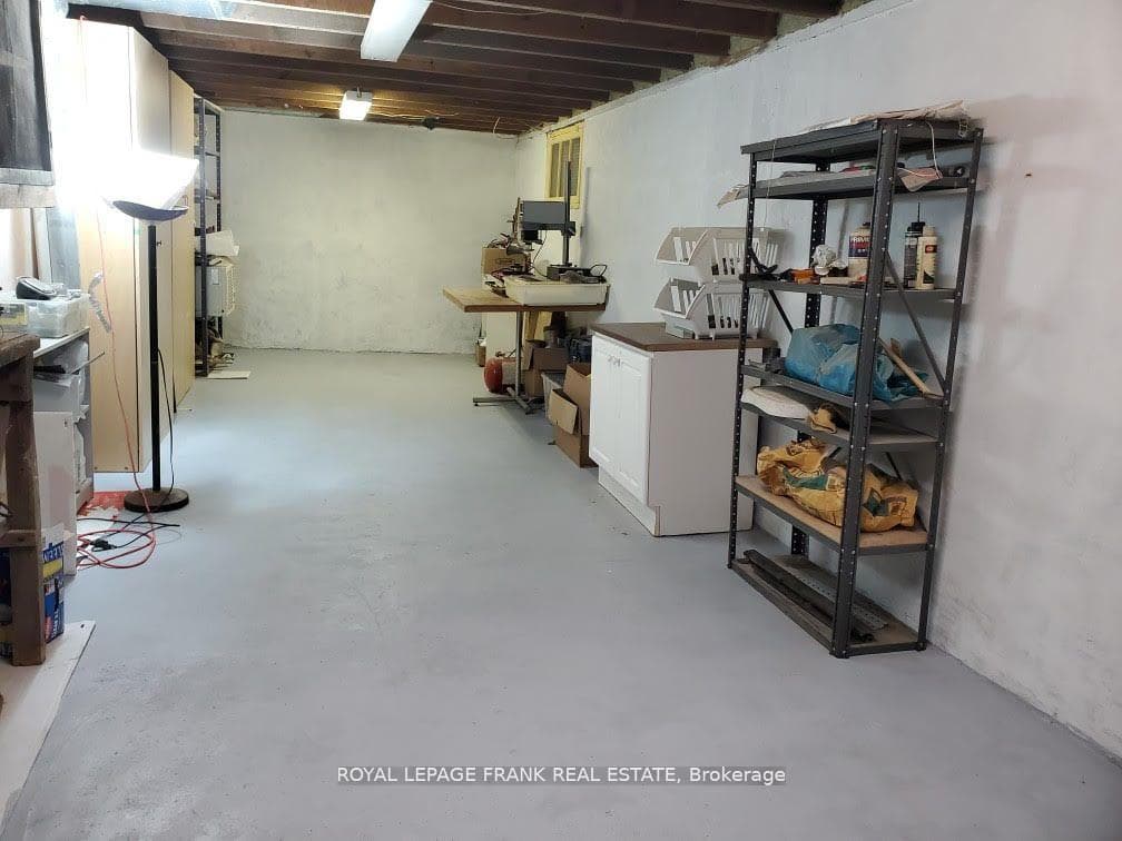 95 Agnes Street photo 32