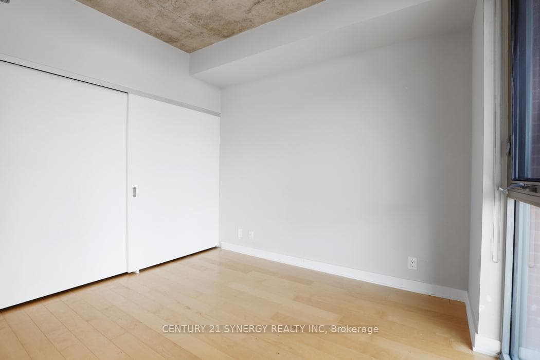 340 Mcleod Street Unit 633 photo 24