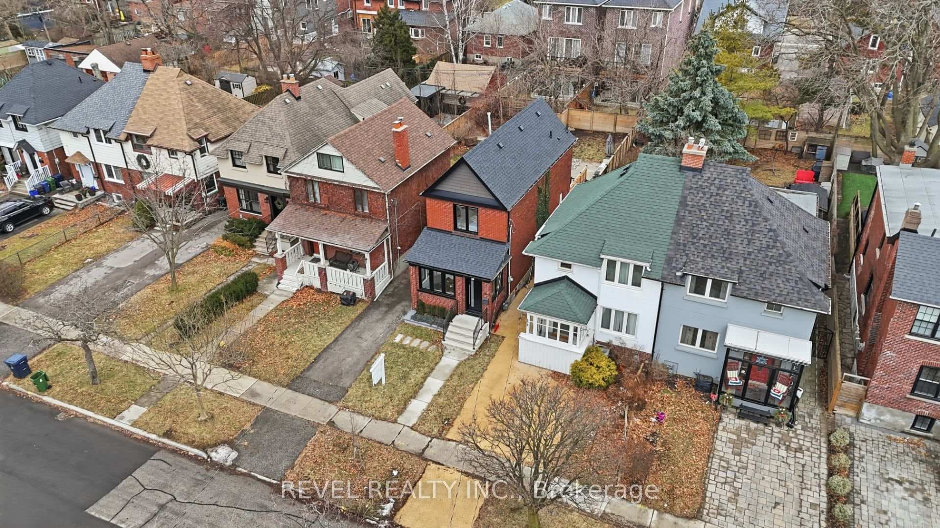 102 Eighth Street photo 37