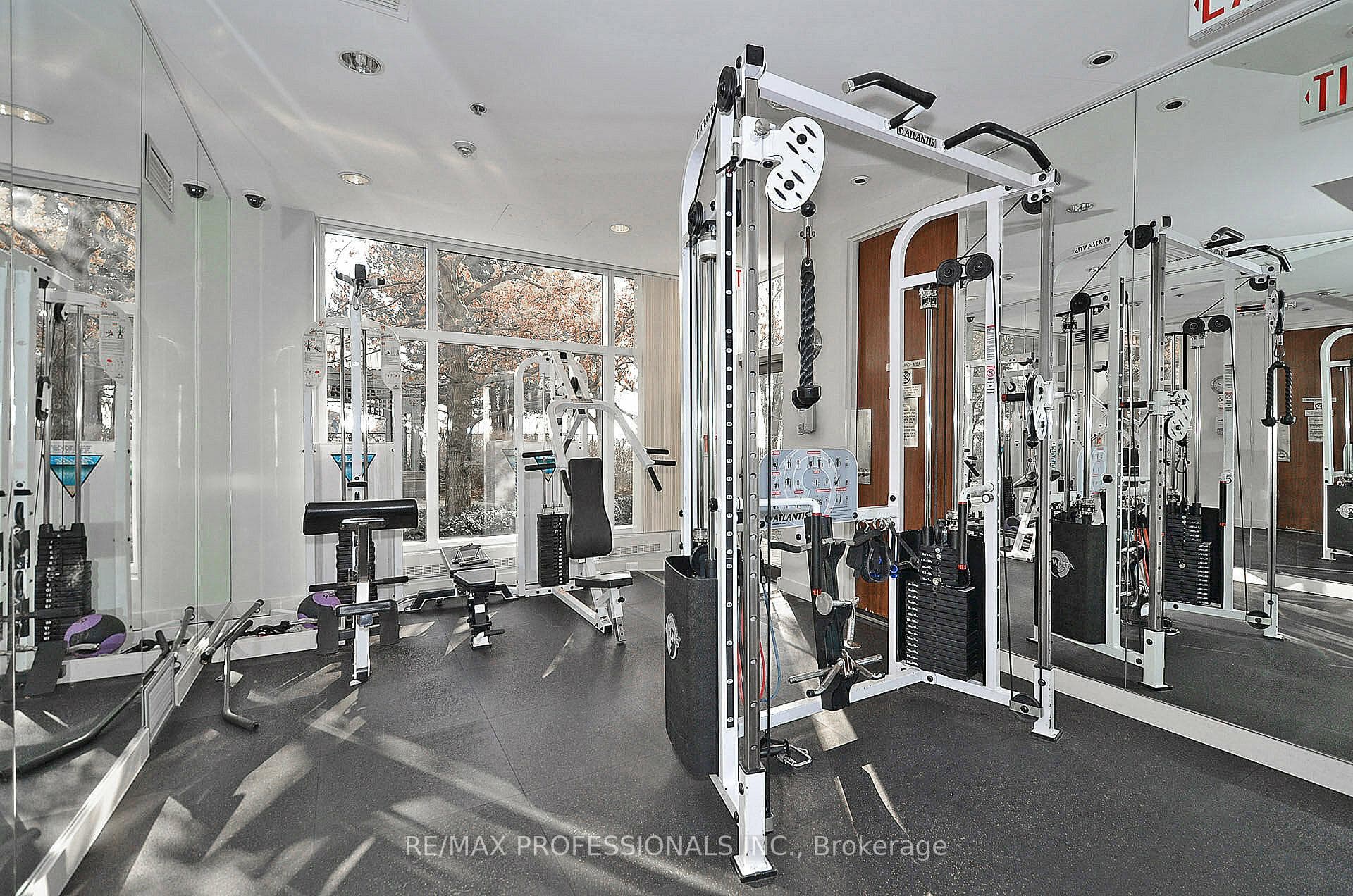 1 Palace Pier Court Unit 1410 photo 32