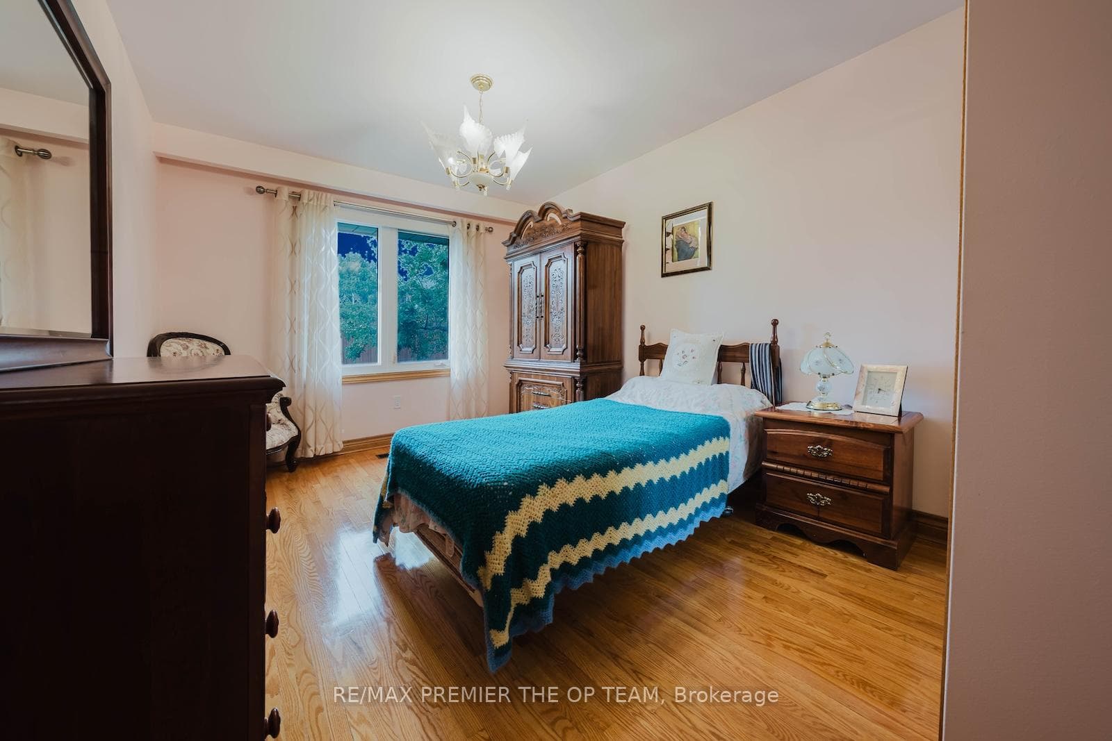 142 Gracefield Avenue photo 20