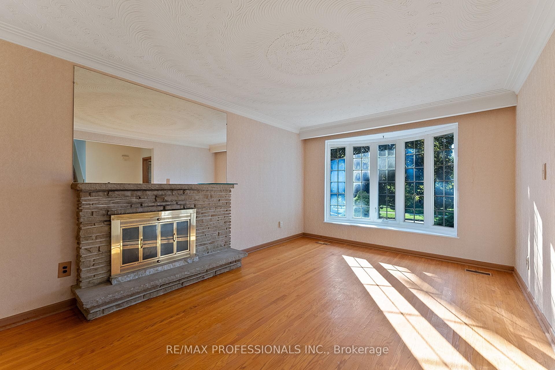 12 Drury Lane photo 17