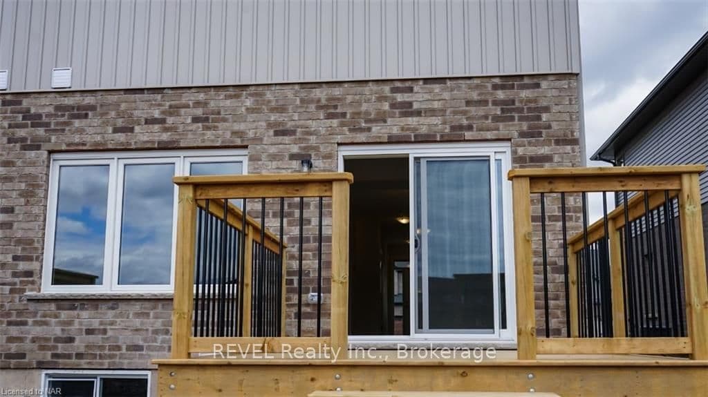 7458 JONATHAN Drive Unit MAIN photo 47
