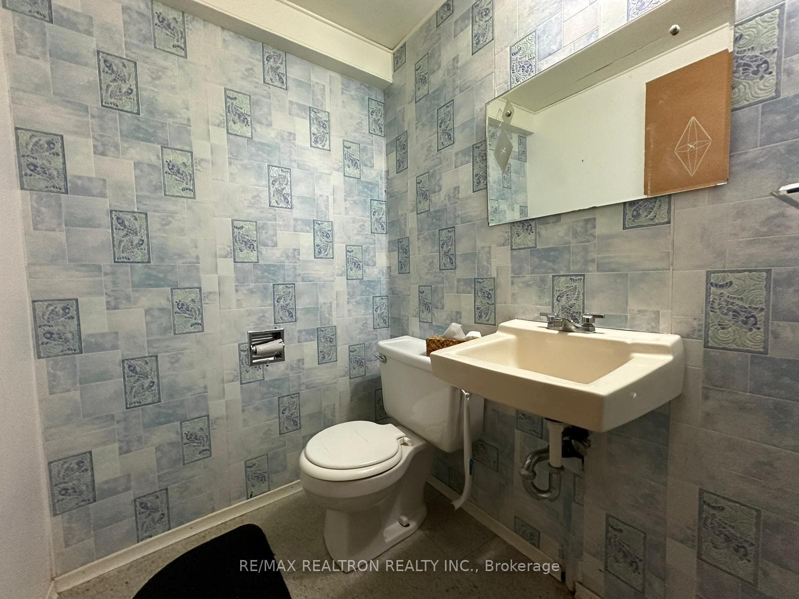19 Osterhout Place photo 14