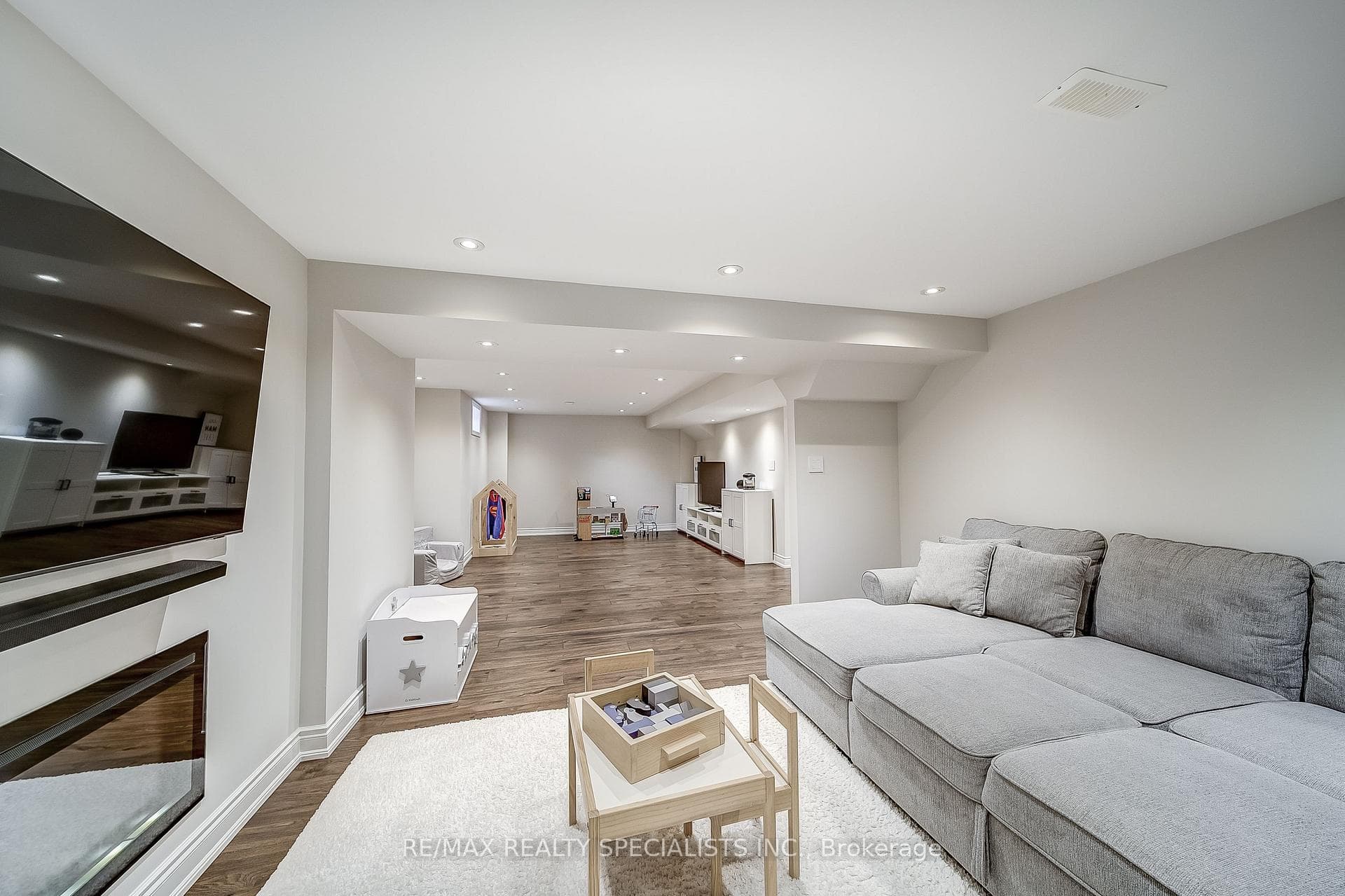 29 Langford Boulevard photo 41