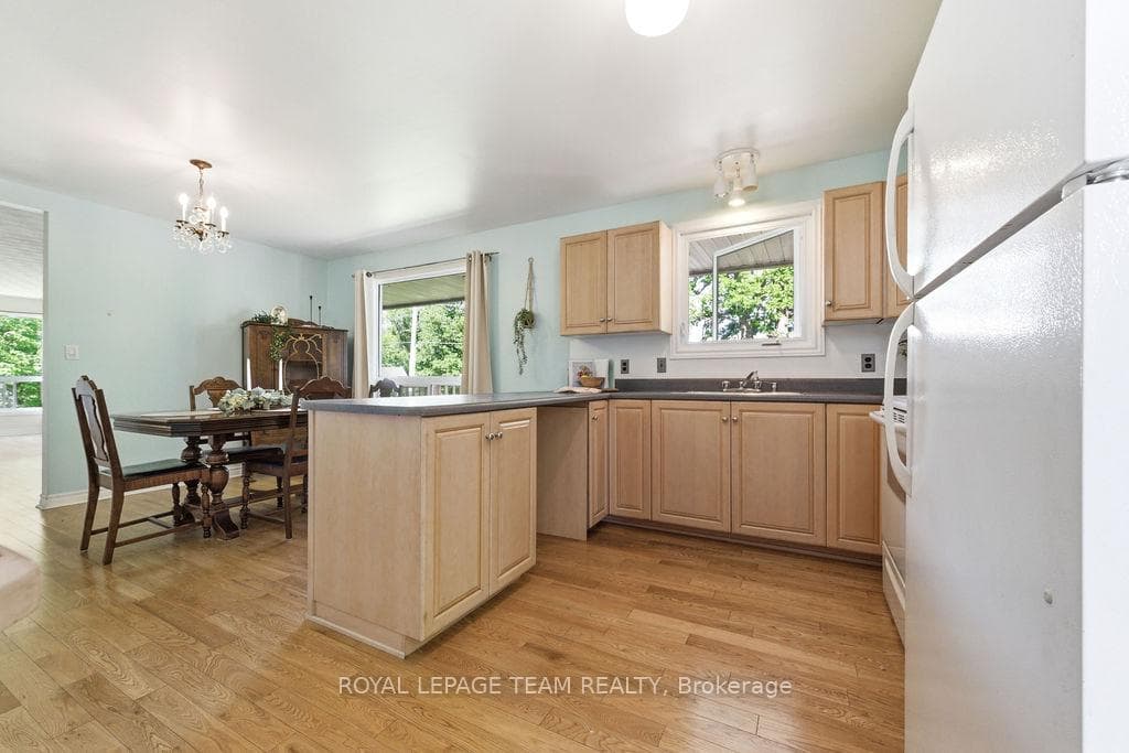 3697 Burnstown Road photo 9