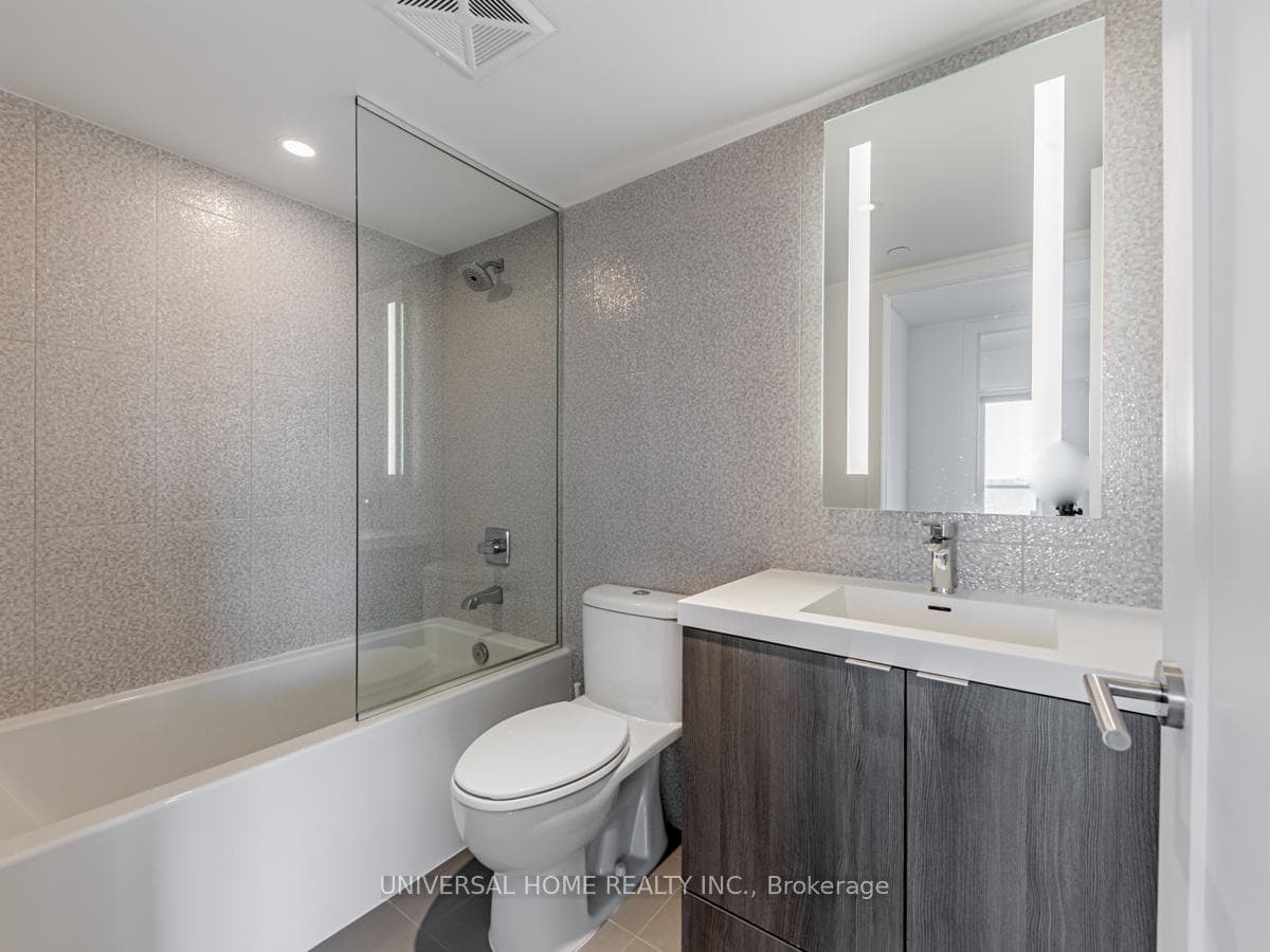 575 Bloor Street Unit 703 photo 10