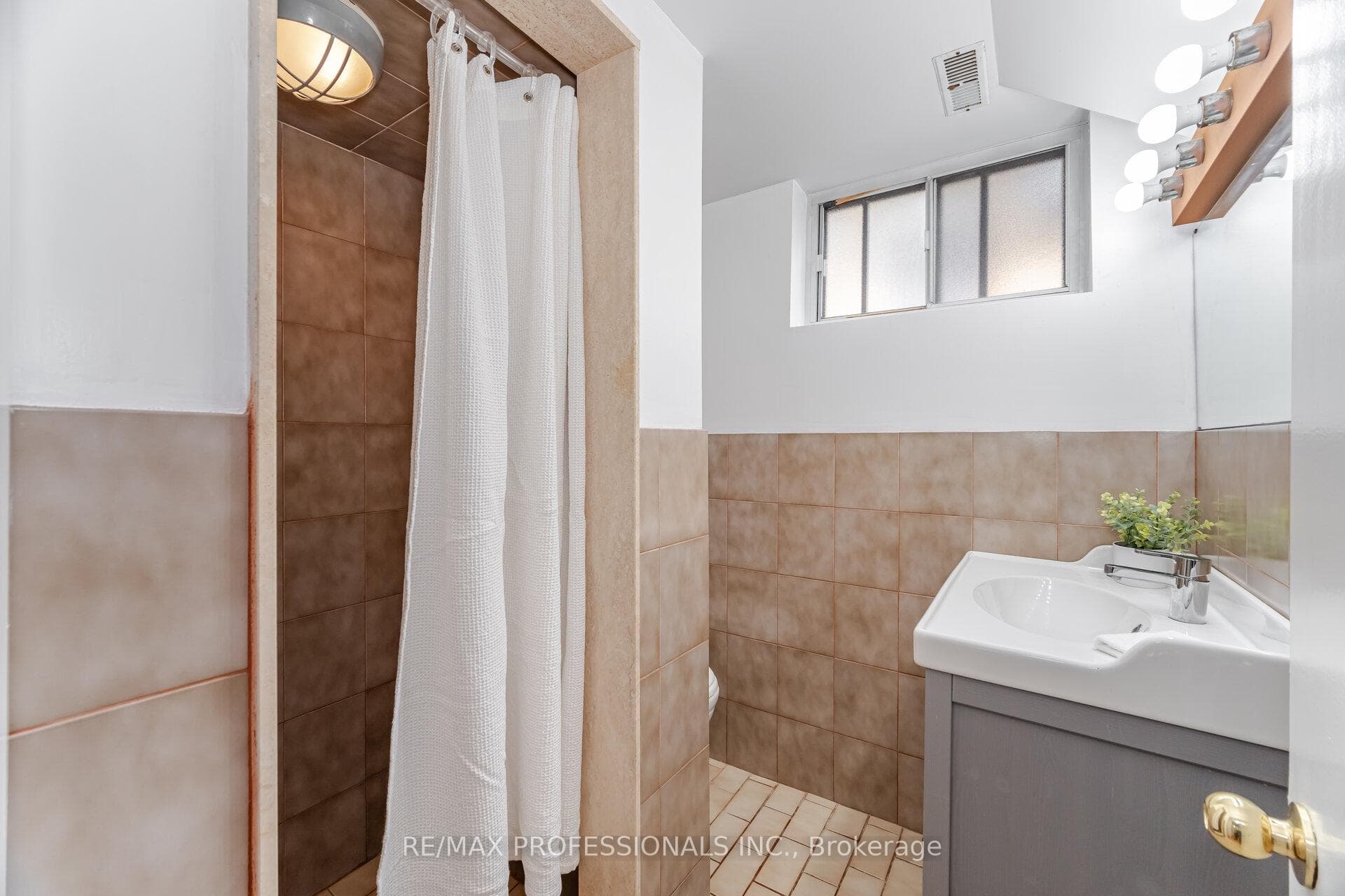 3 Piece Bathroom