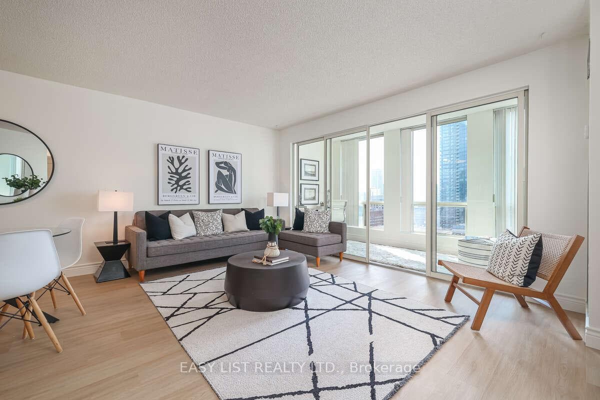 25 Grenville Street Unit 2404 photo 7