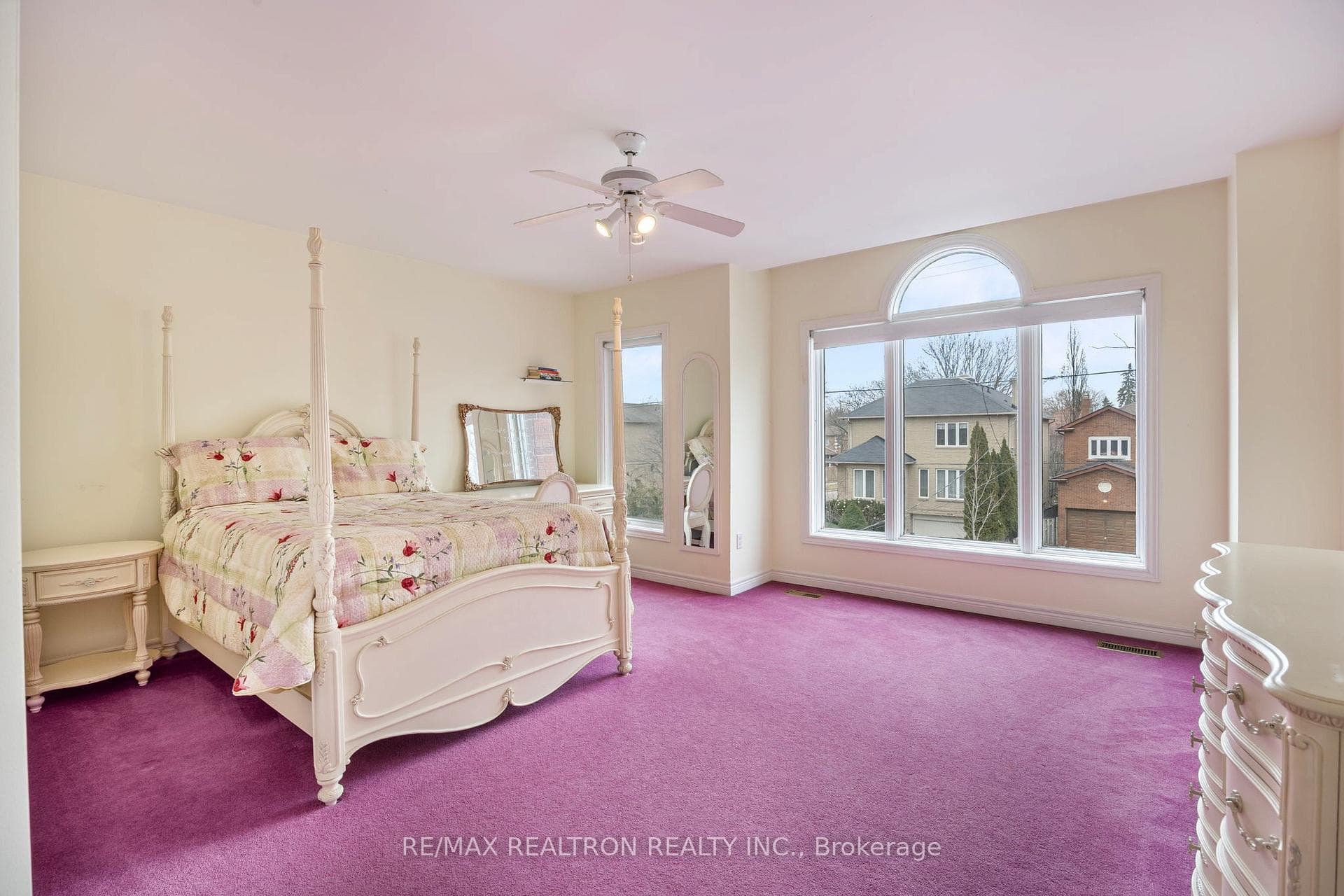 110 Glen Park Avenue photo 13