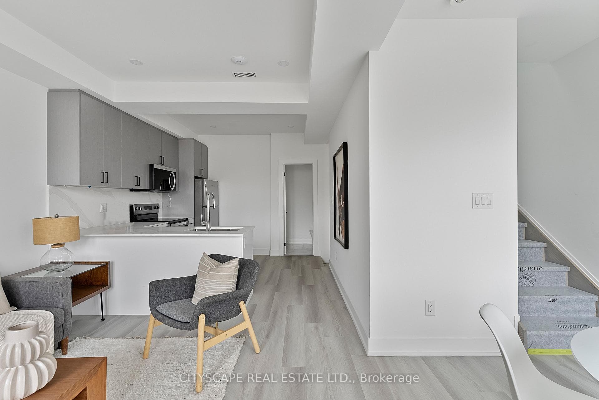 589 Oakwood Avenue Unit 2 - Main photo 11