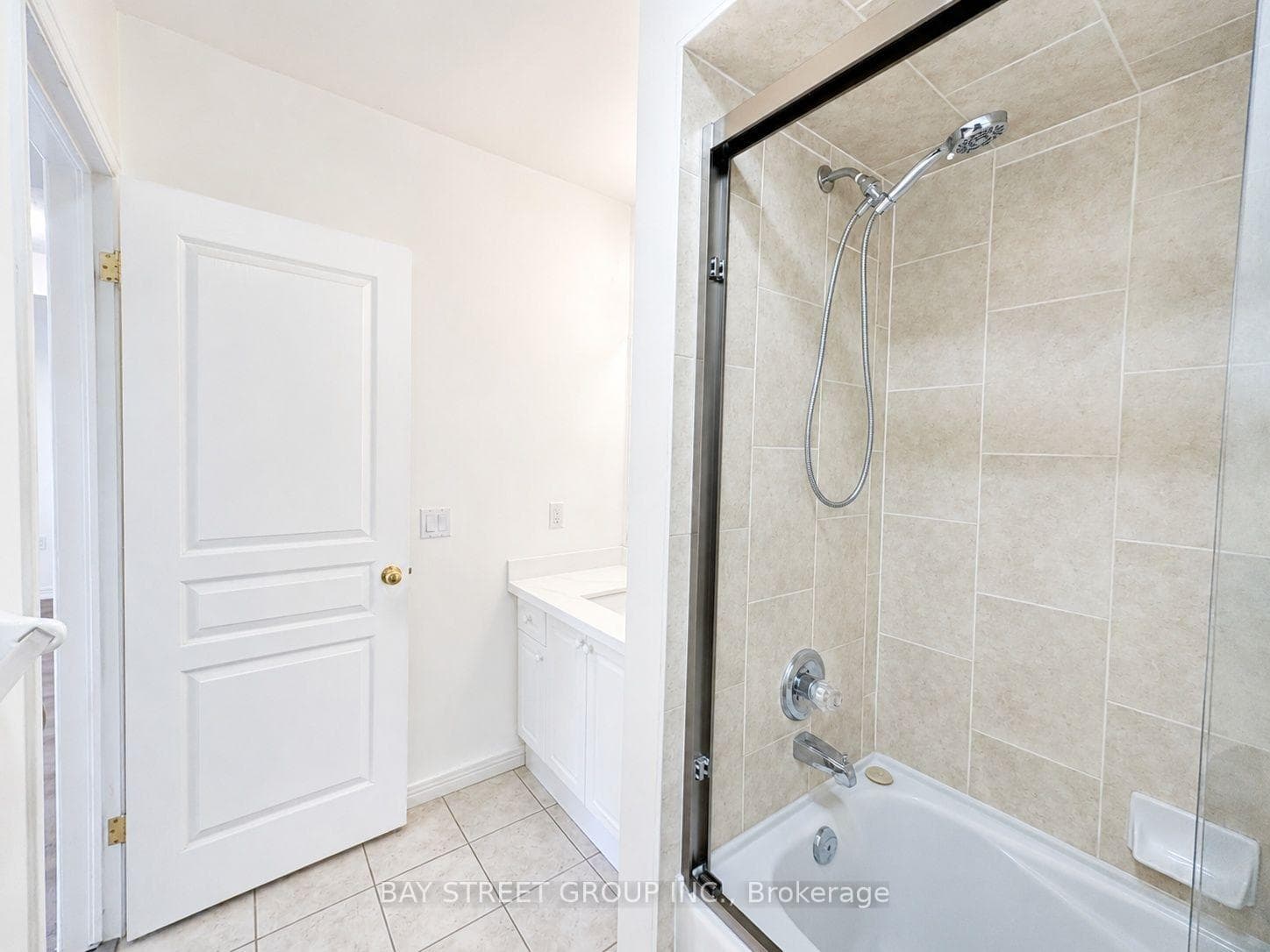 35 Diamond Court photo 10