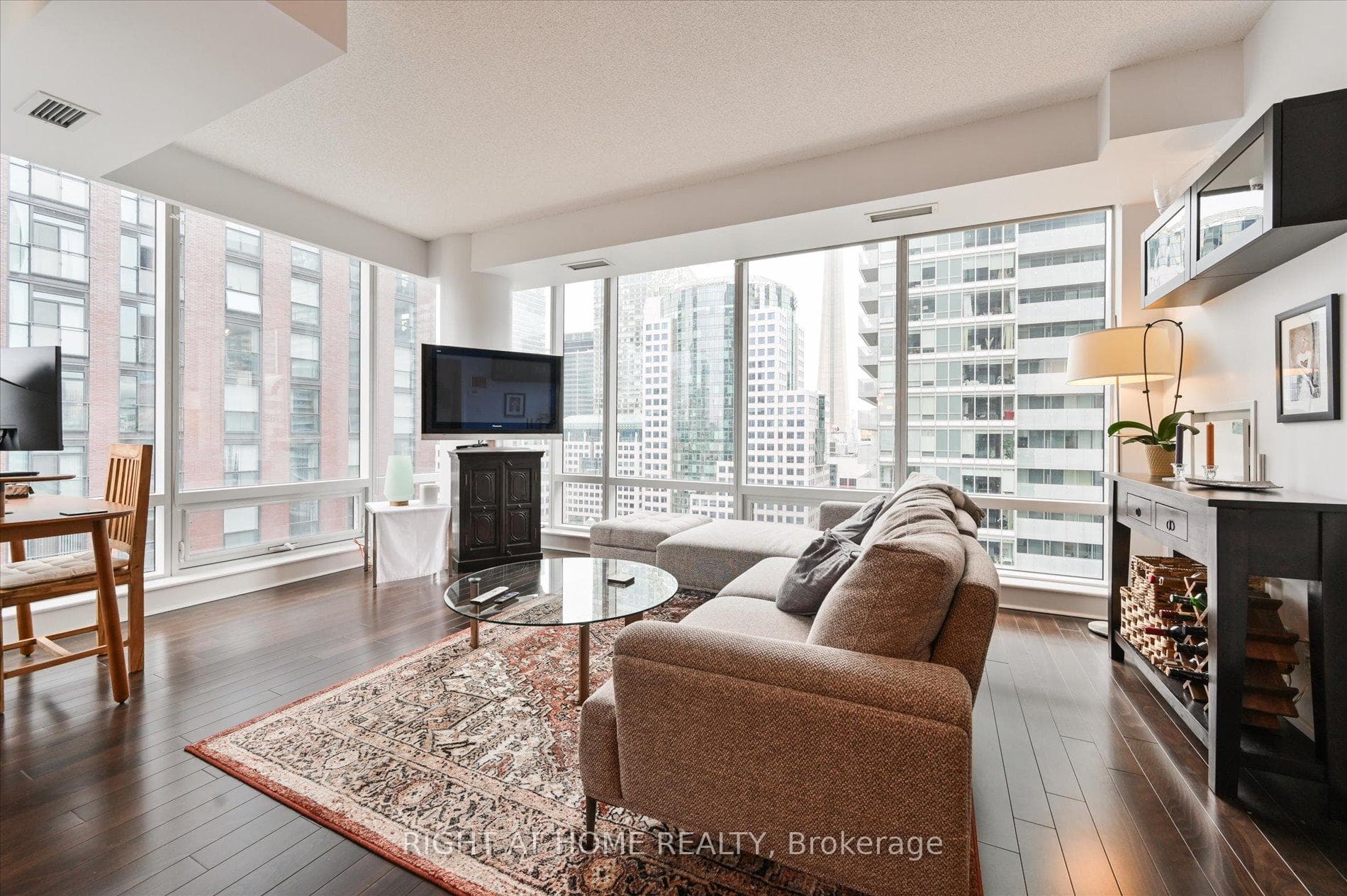 295 Adelaide Street Unit 2107 photo 12
