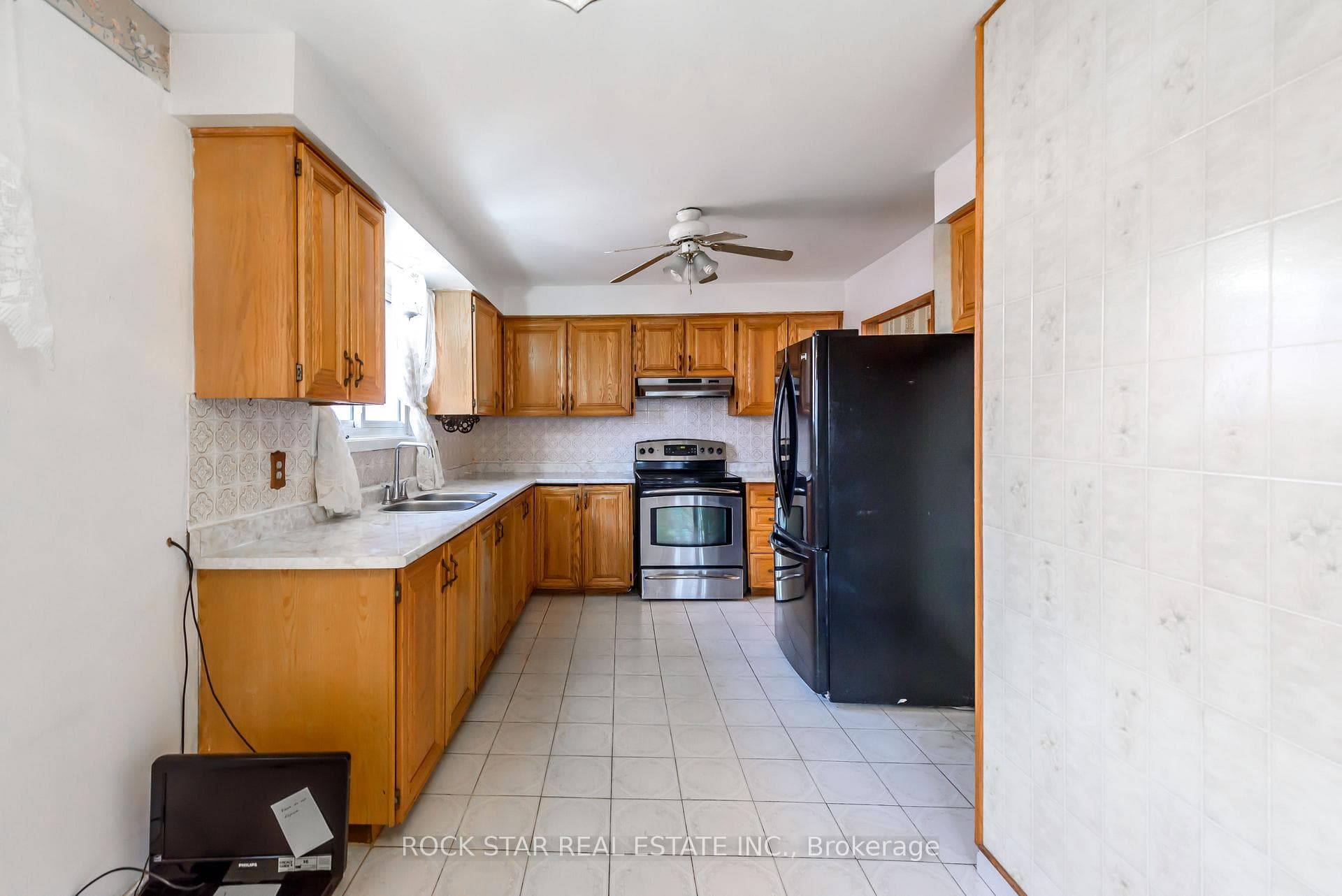 7537 Lully Court photo 7