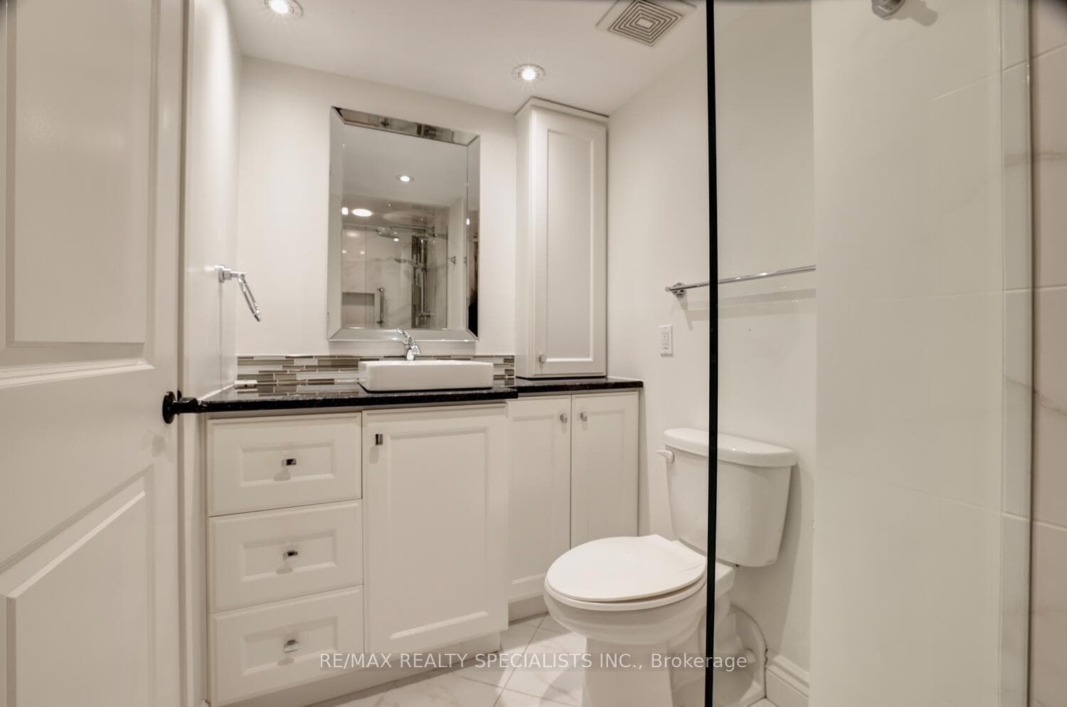 965 Inverhouse Drive Unit 203 photo 30