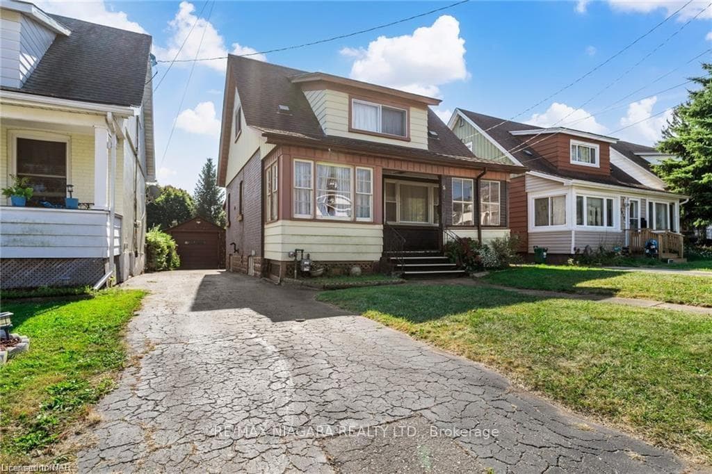 5406 Maple Street photo 1