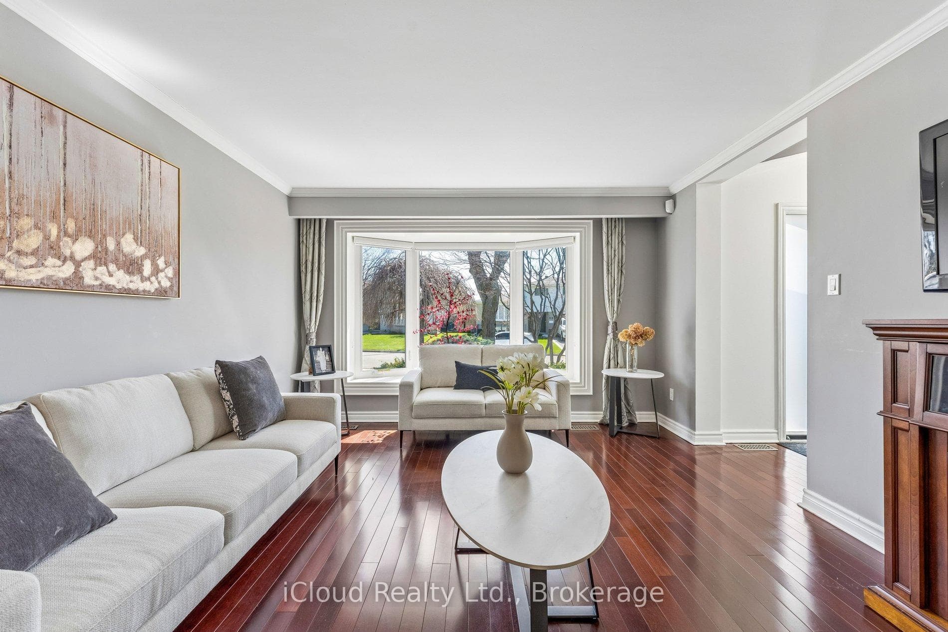 43 Ferndale Crescent photo 8