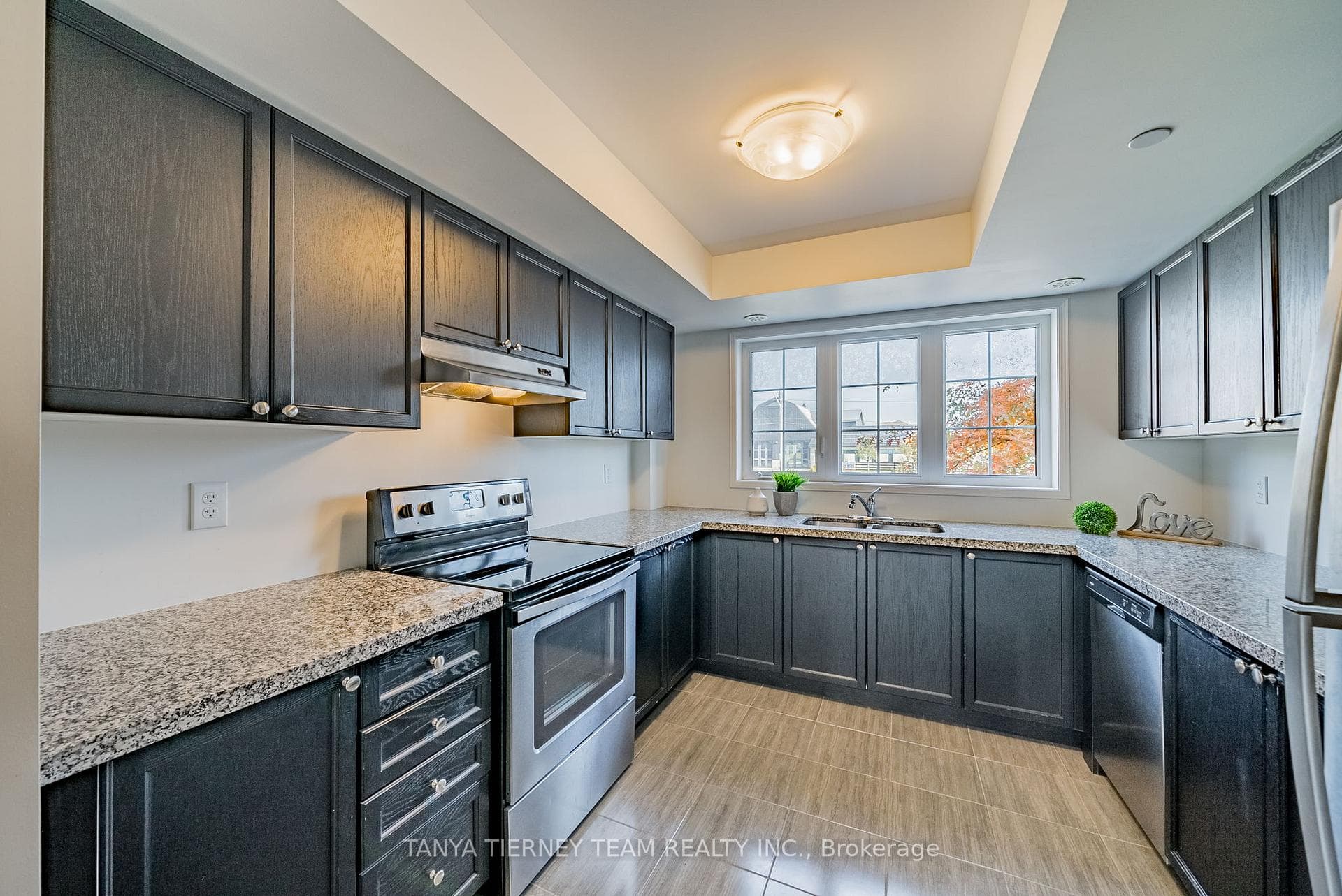 2264 Chevron Prince Path Unit 294 photo 6