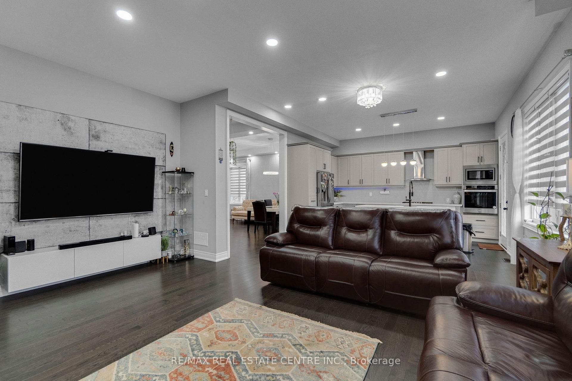 1319 Britton Crescent photo 12