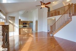 18 JEFFREYS Way photo 1