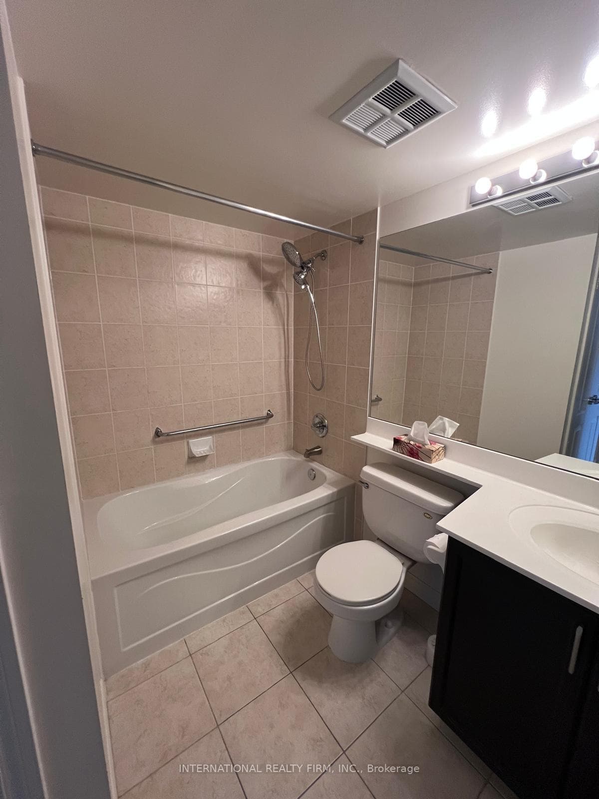 70 Town Centre Court Unit 2205 photo 17