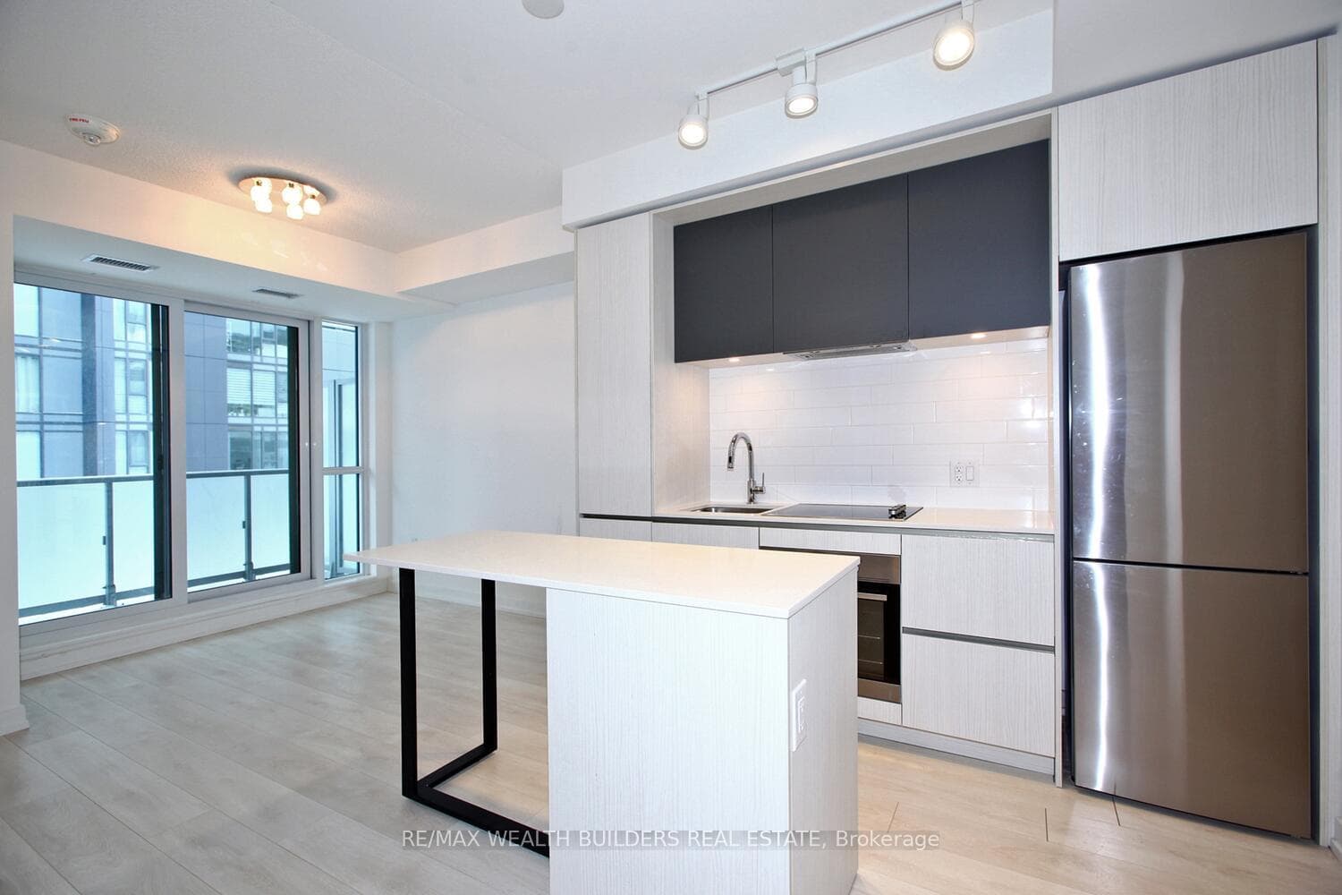 34 Tubman Avenue Unit 701E photo 4