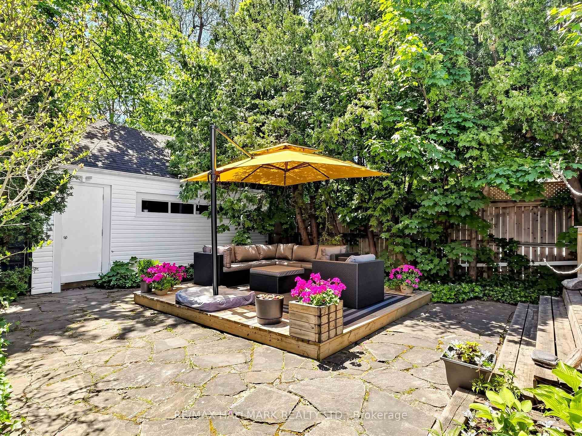 63 St Clements Avenue photo 48