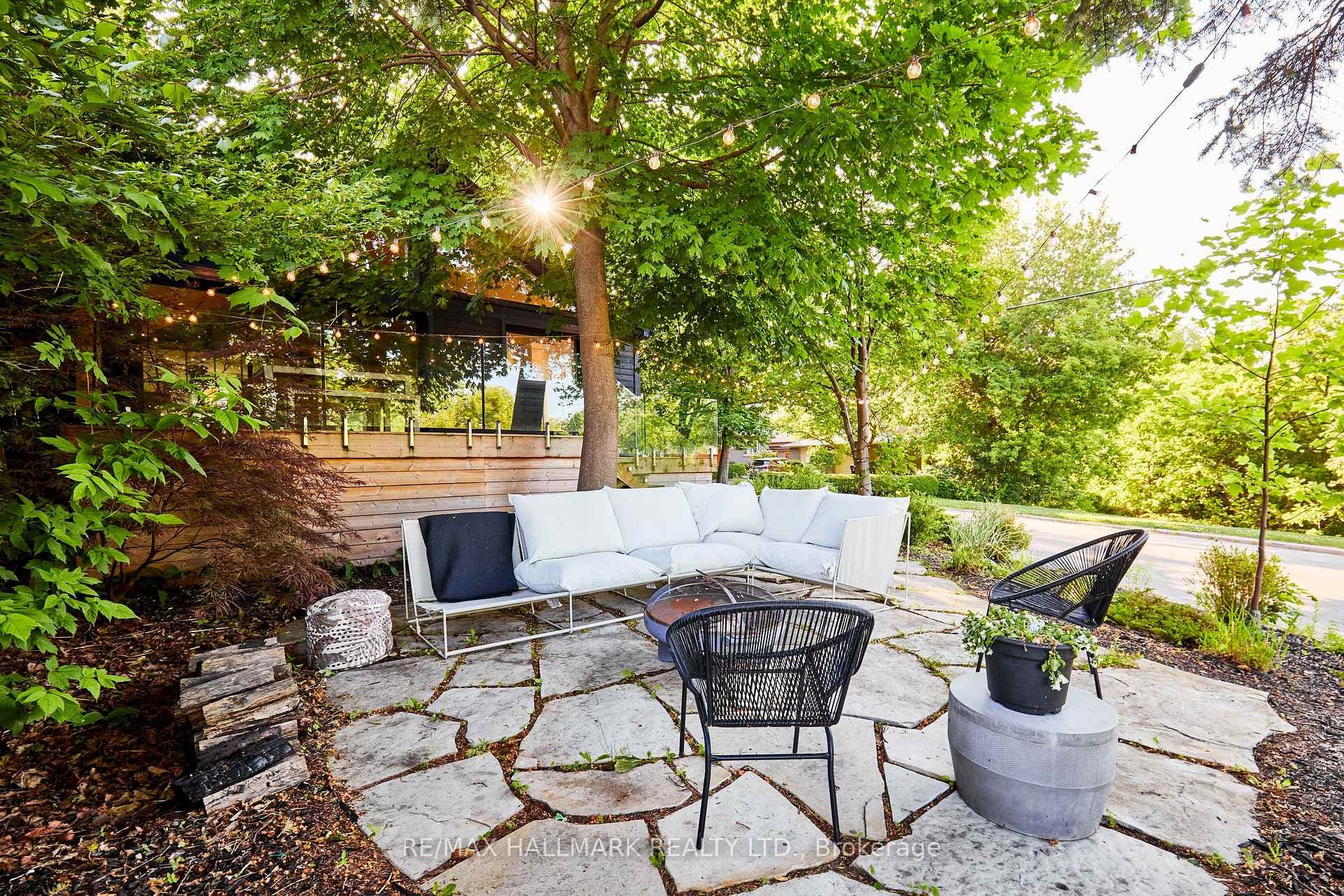 72 Sunnypoint Crescent photo 36
