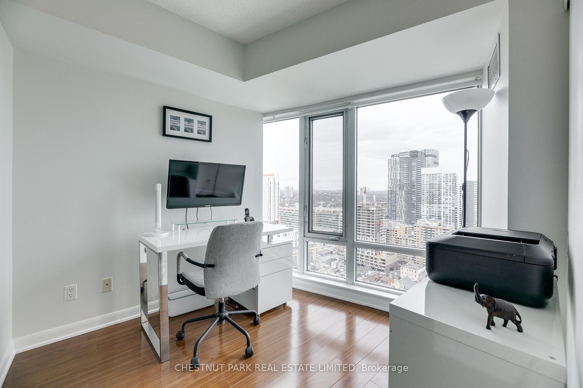 210 Victoria Street Unit 3003 photo 17