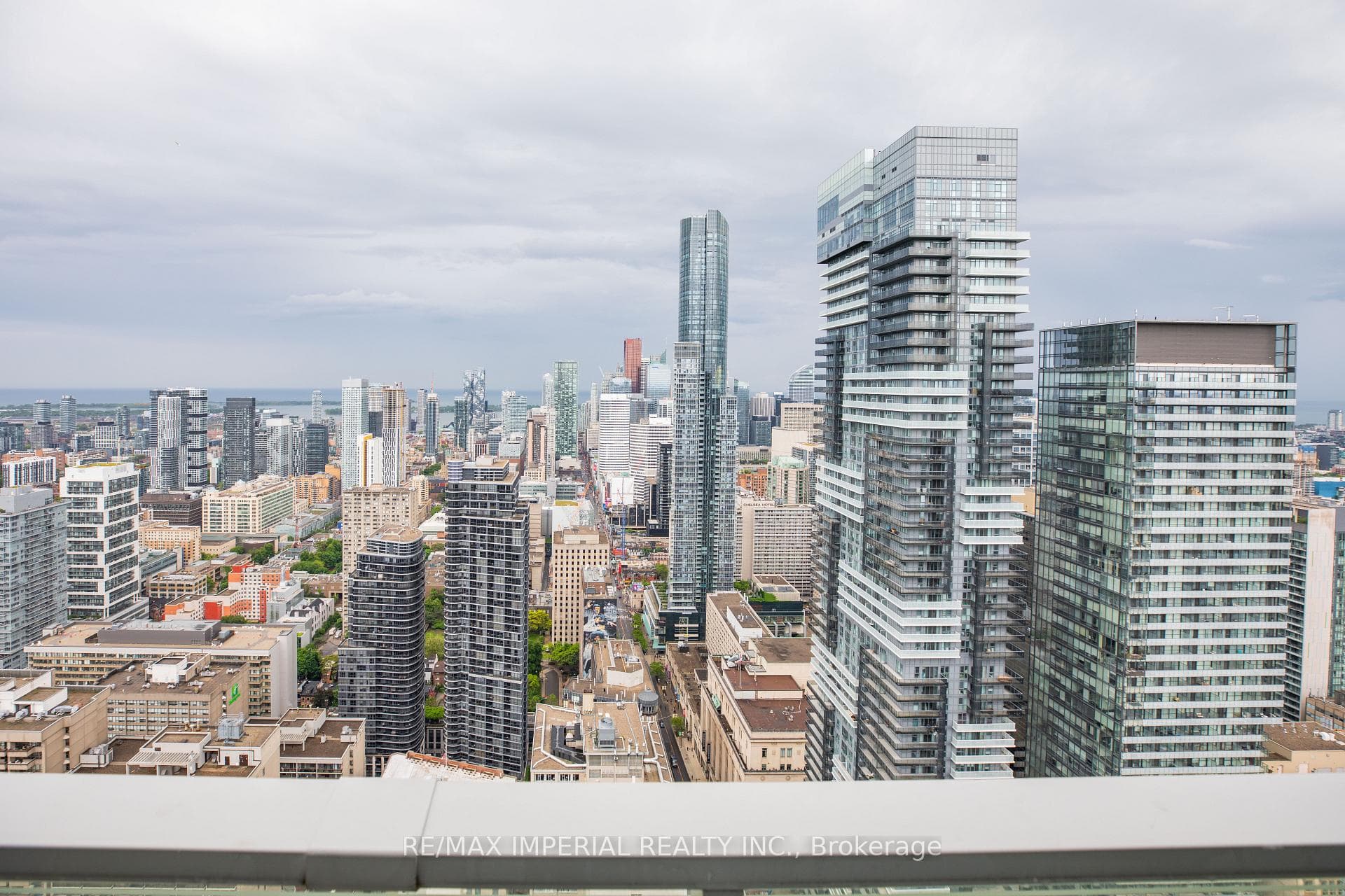 501 Yonge Street Unit 5009 photo 1