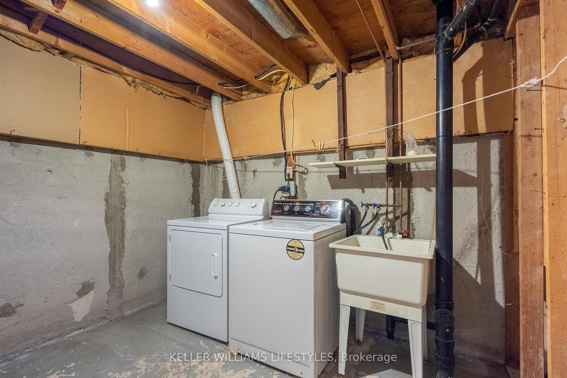 Basement laundry room