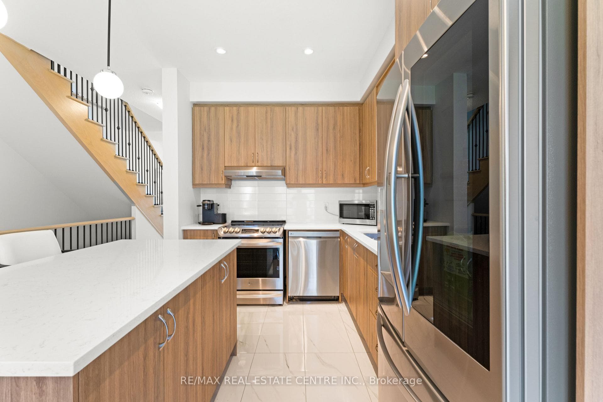 21 Overlea Drive photo 14