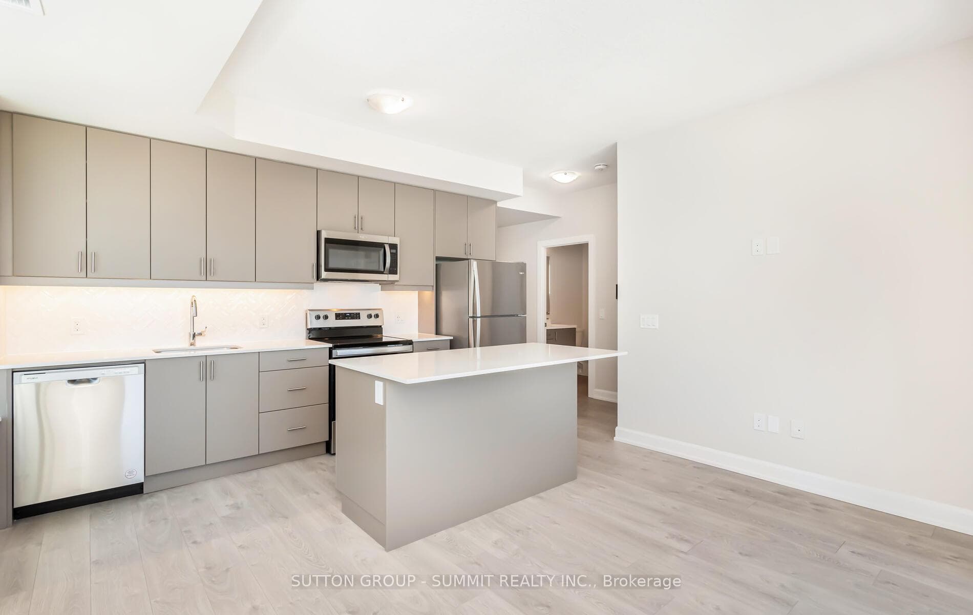 3220 William Coltson Avenue Unit 506 photo 11