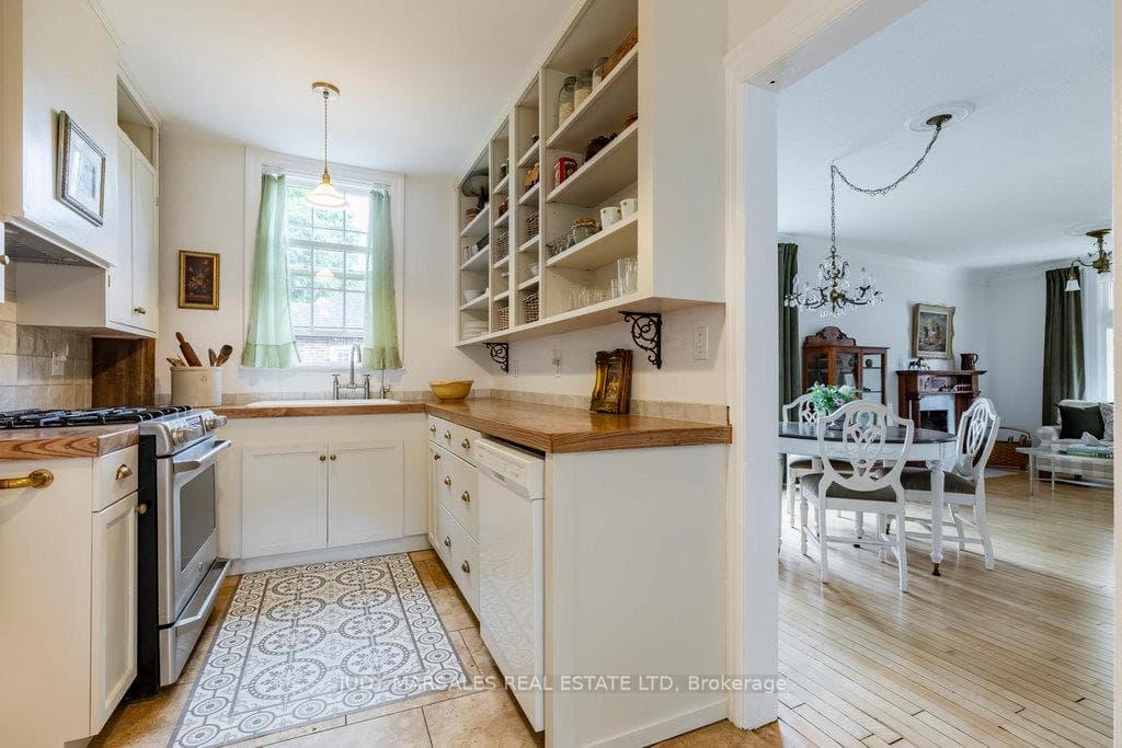 69 Victoria Street photo 11