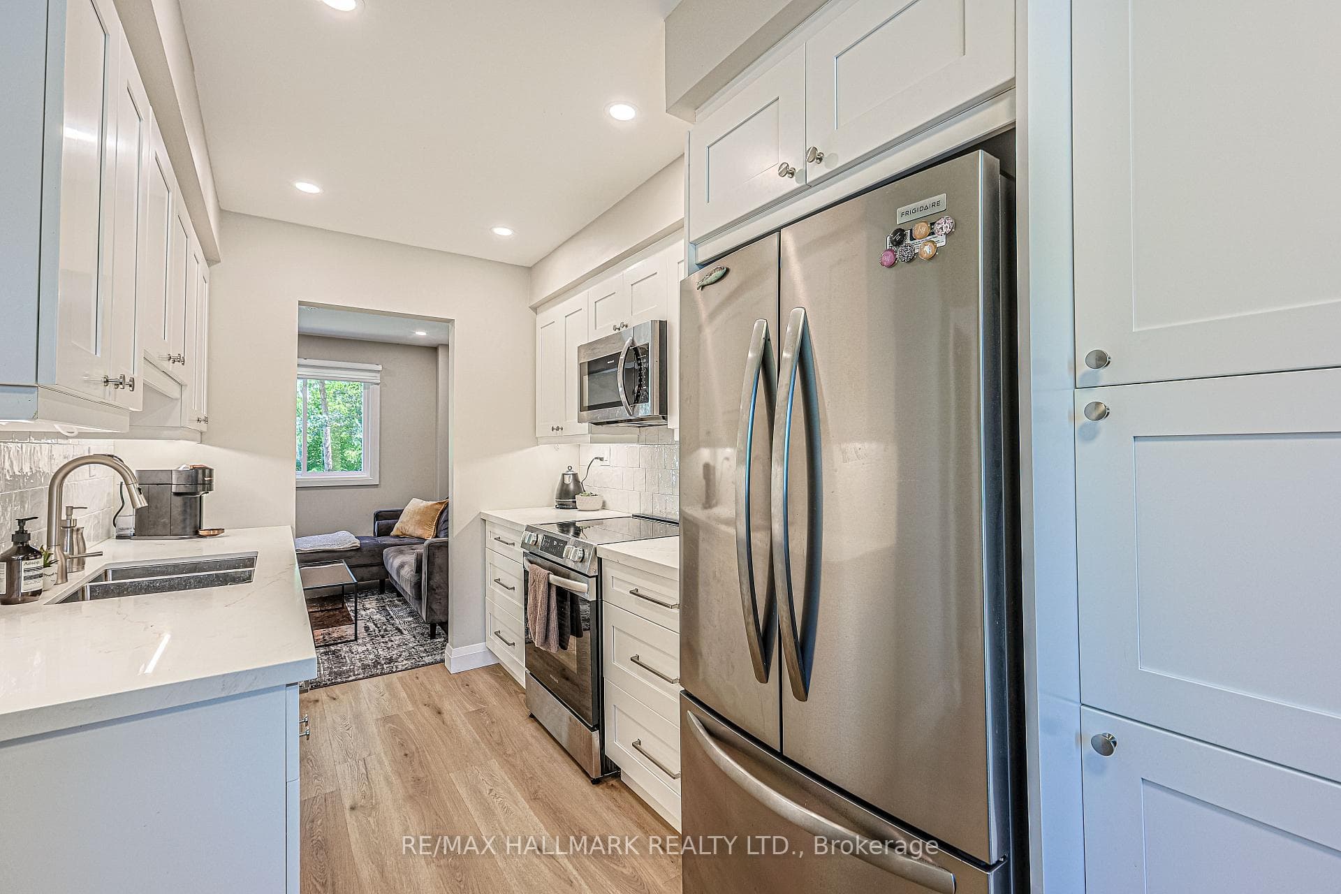59 Maple Avenue Unit 2 photo 9
