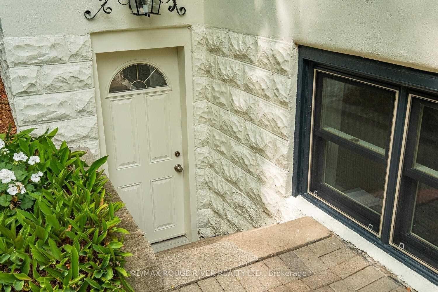 Separate Walk Up Entrance to Basement