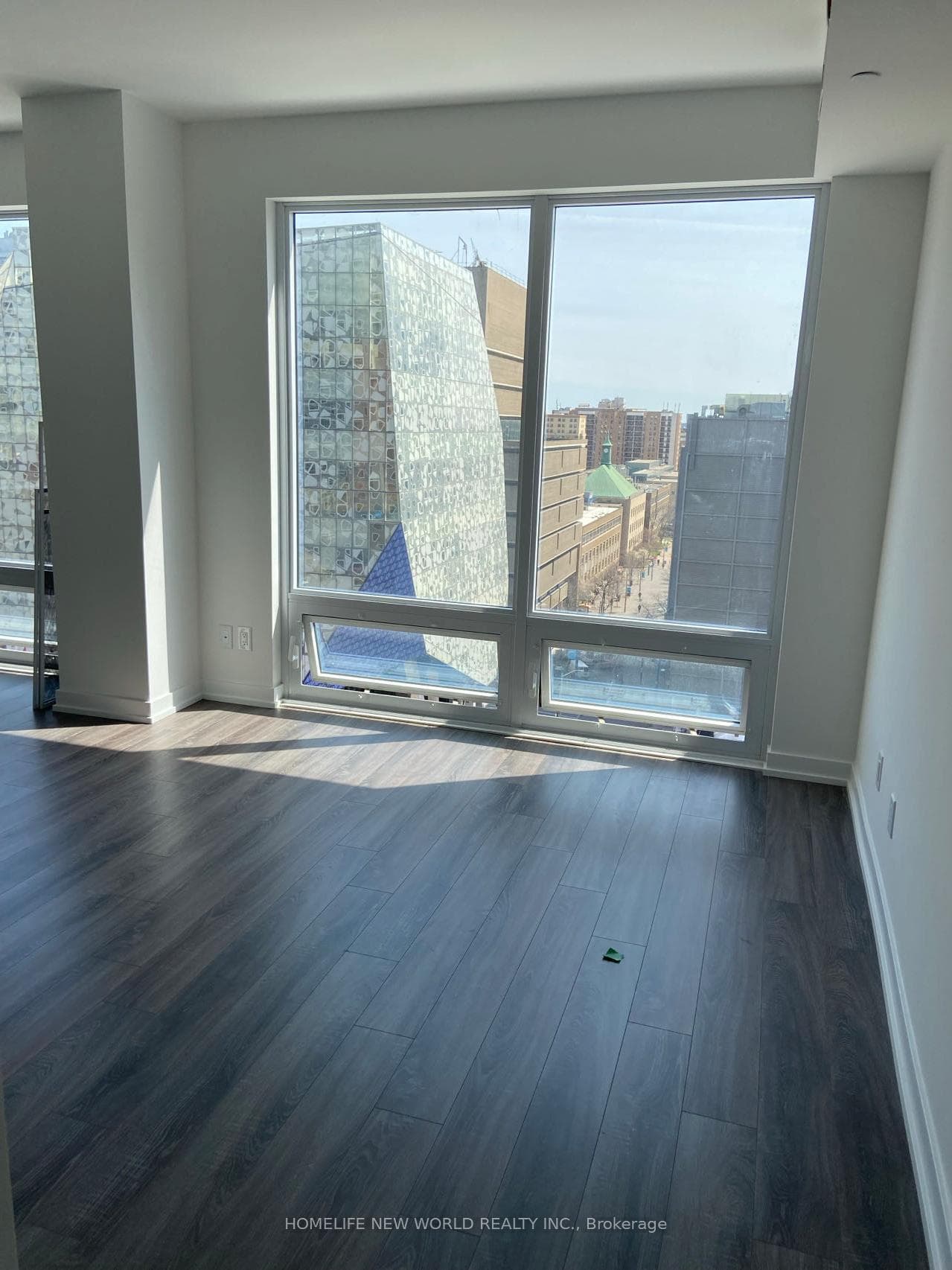 20 Edward Street Unit 902 photo 4