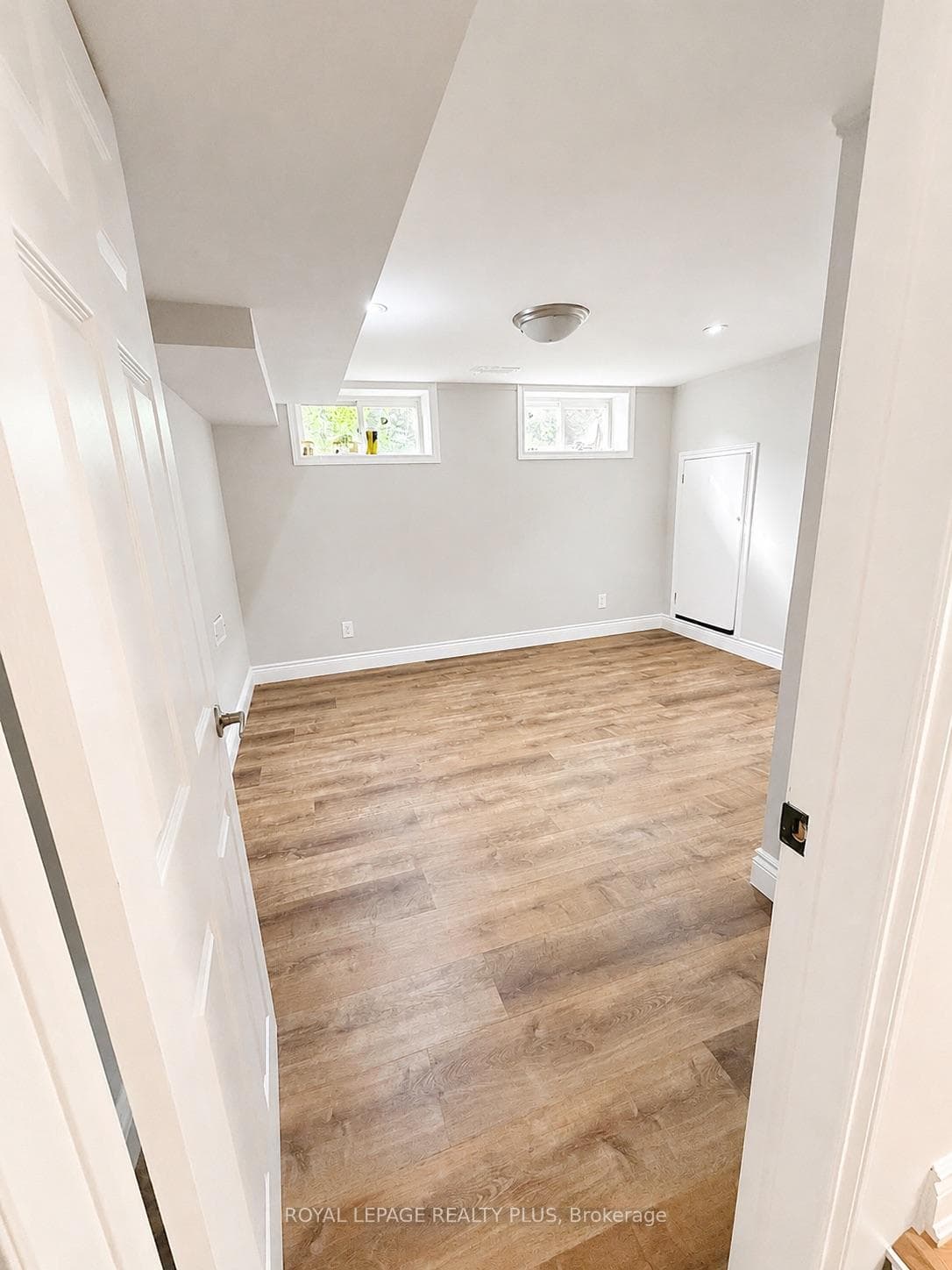 389 Marf Avenue Unit BSMT photo 8