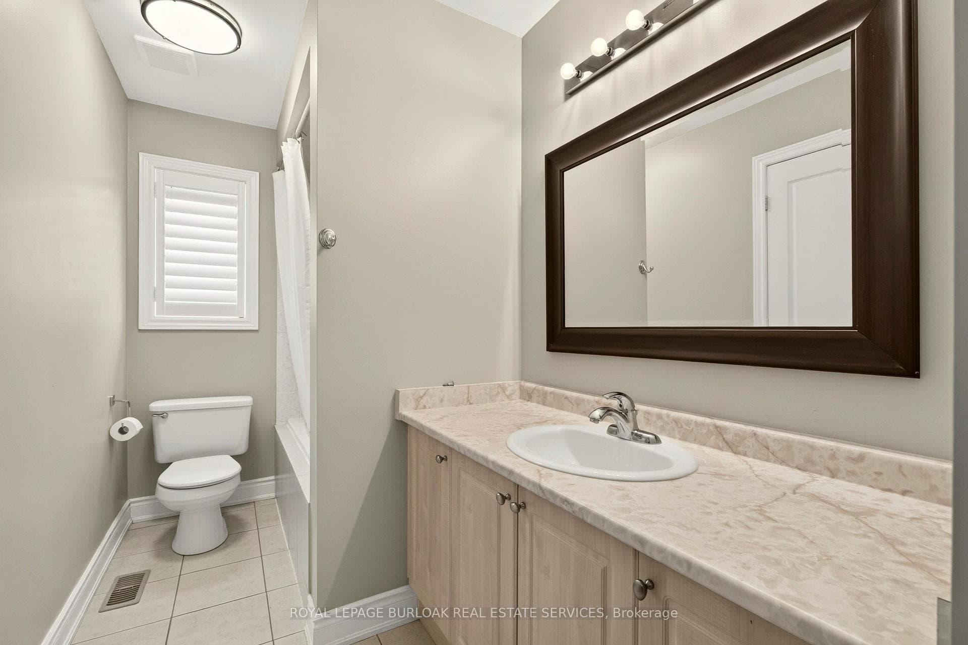 215 Burloak Drive photo 29