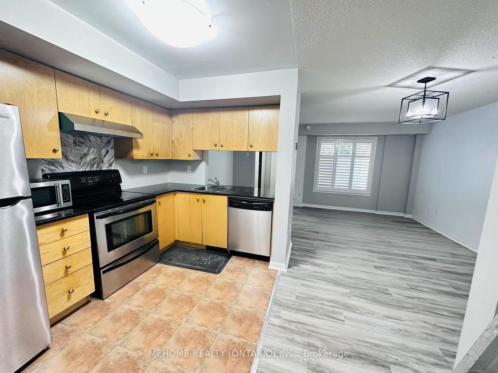 20 Laidlaw Street Unit 1124 photo 9
