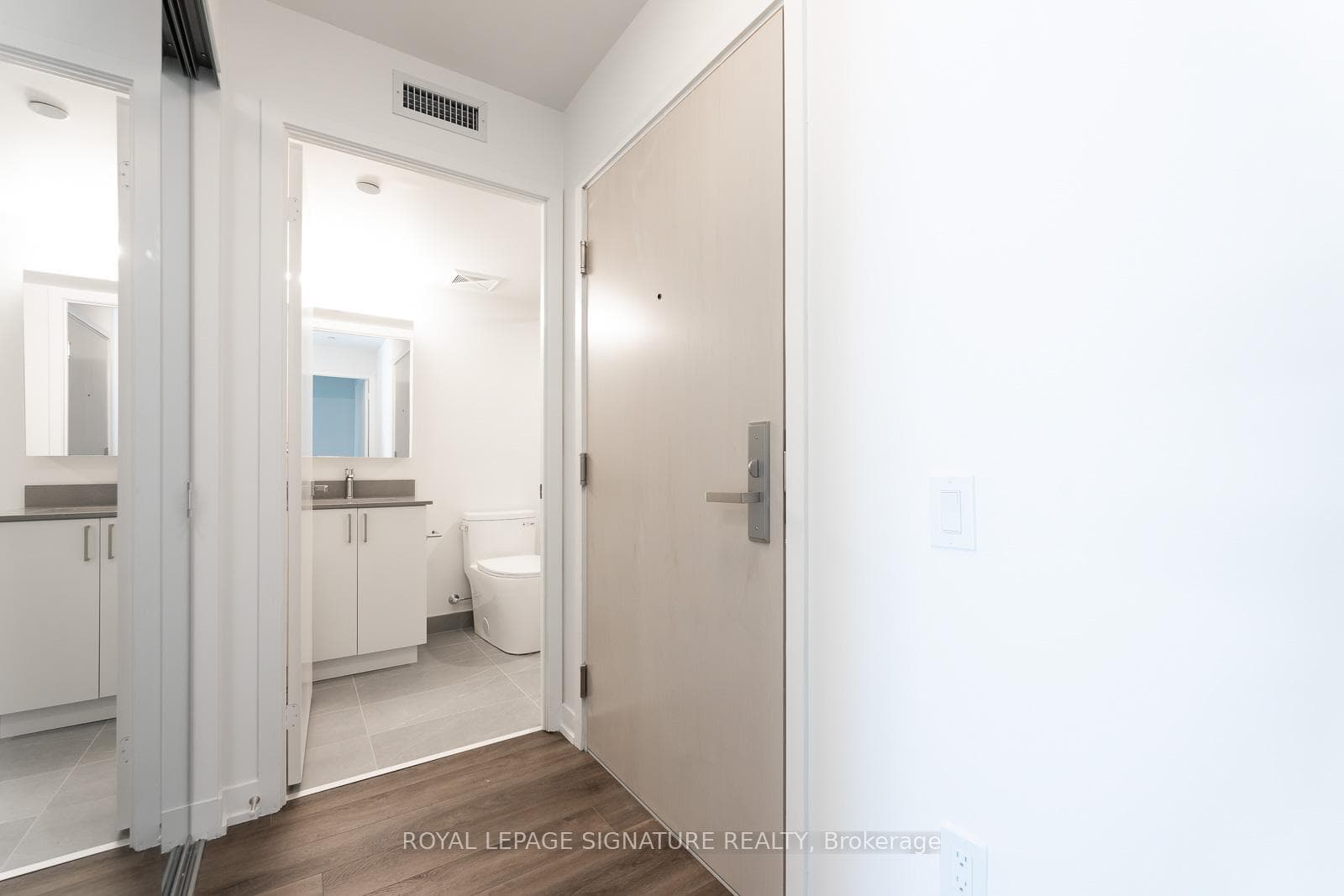 500 Wilson Avenue Unit 209 photo 1