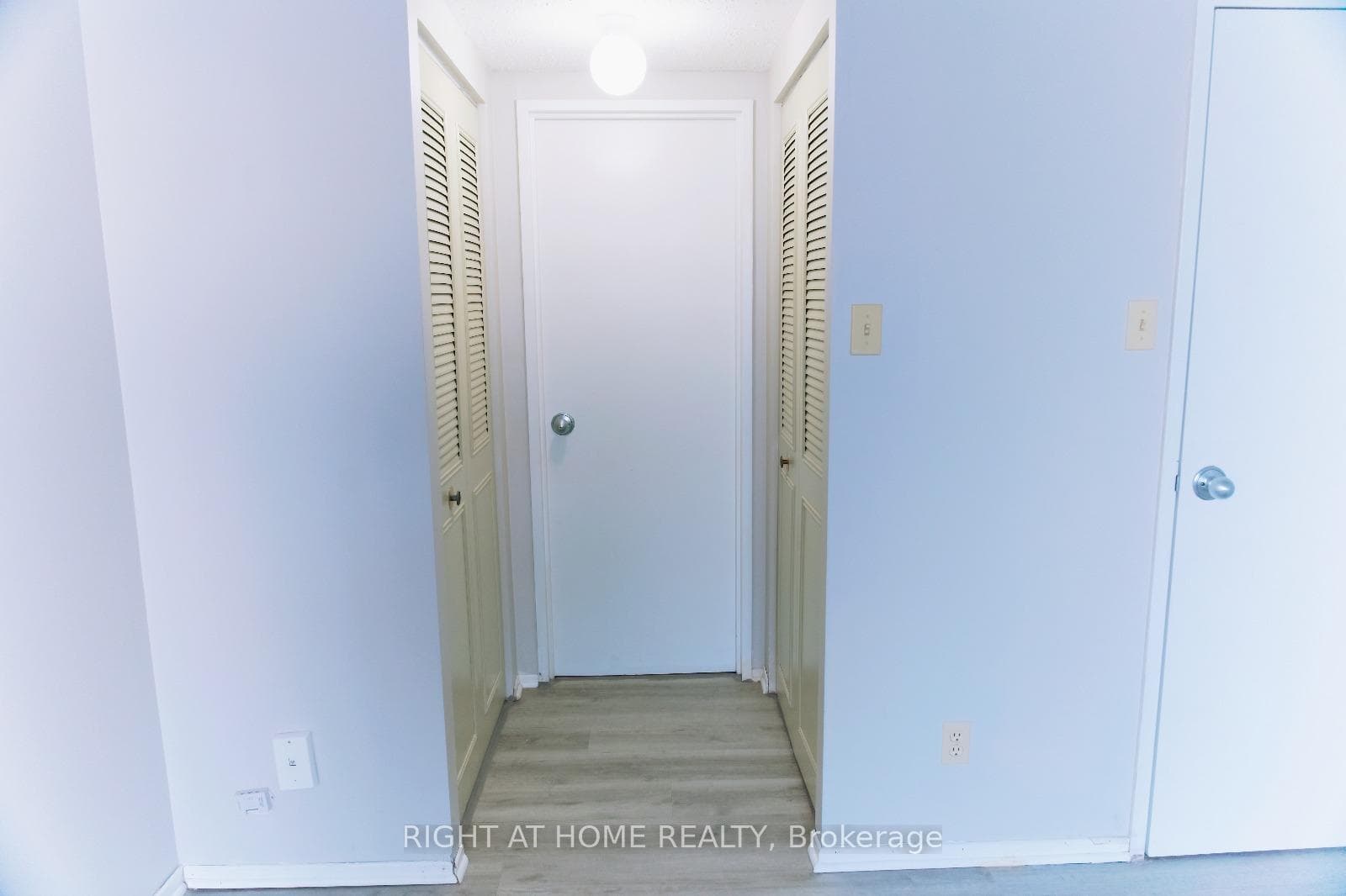 2871 Richmond Road Unit 1516 photo 14