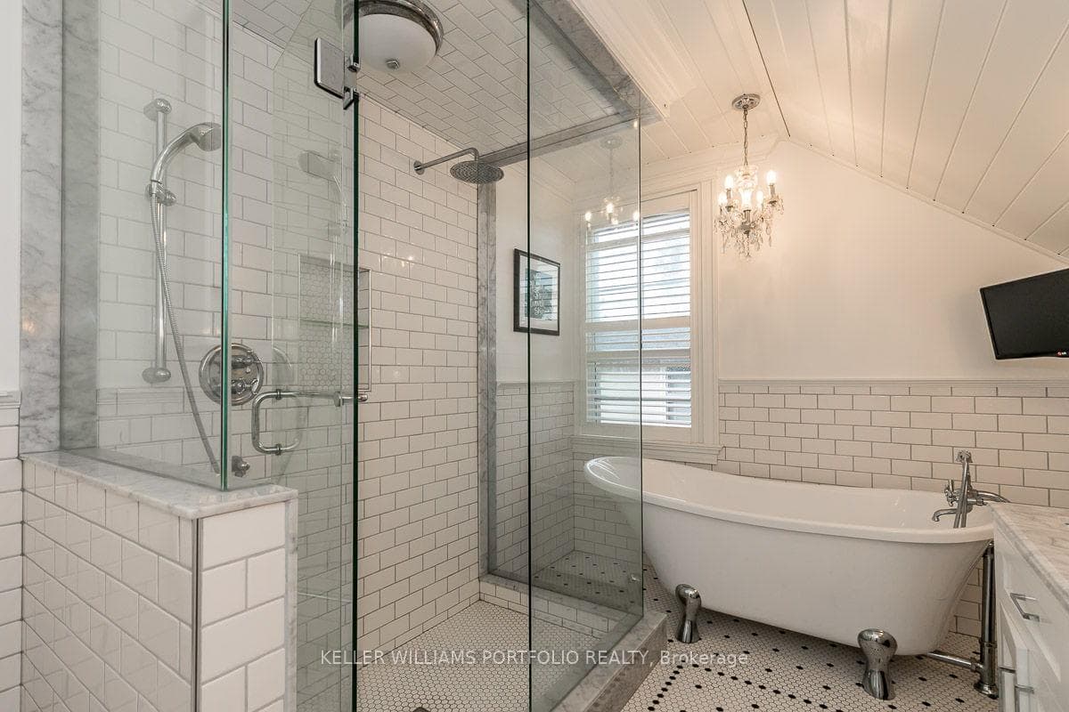 27 Catherine Avenue photo 25